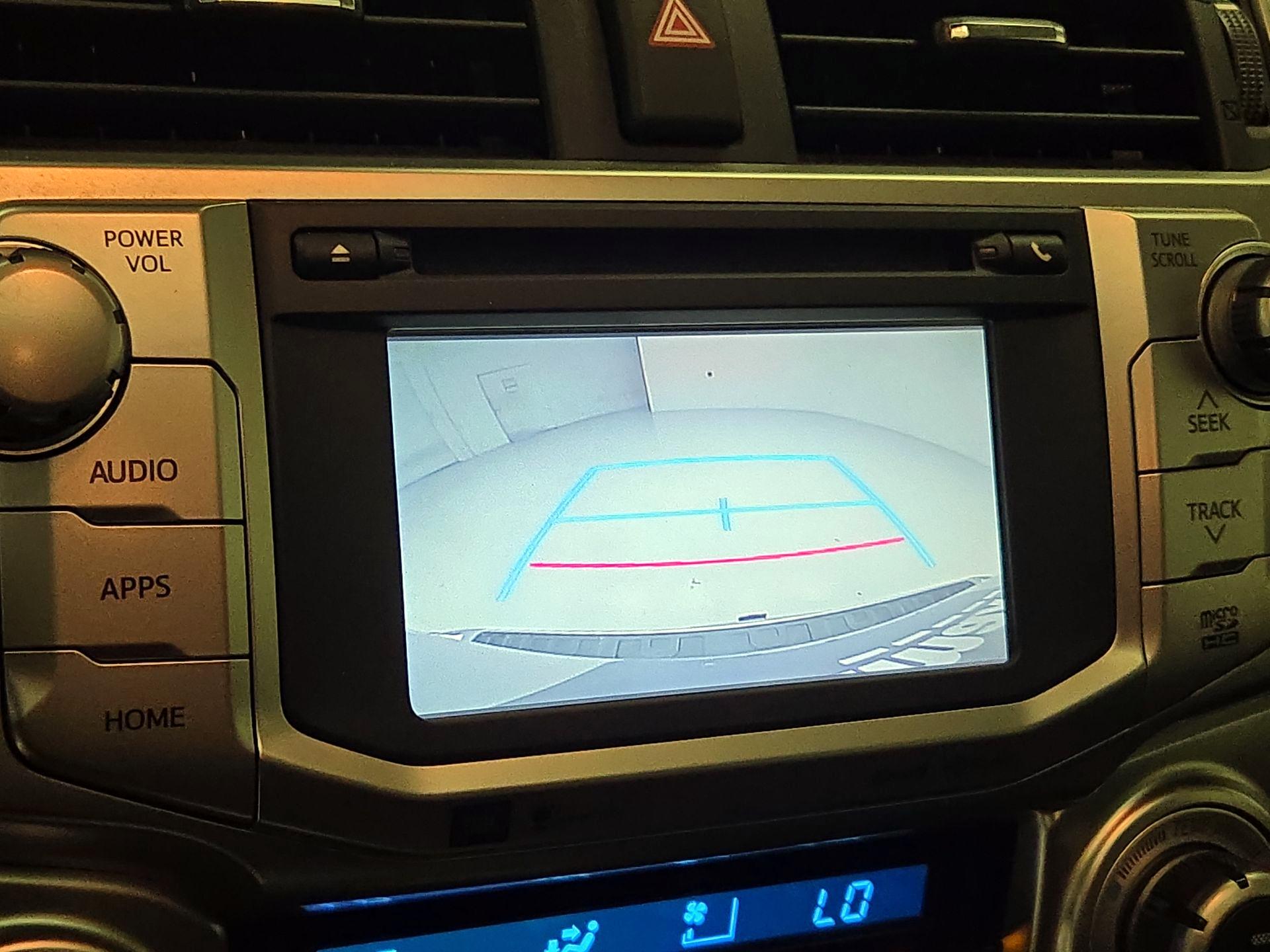 Thumbnail: 2016 Toyota 4Runner - 14