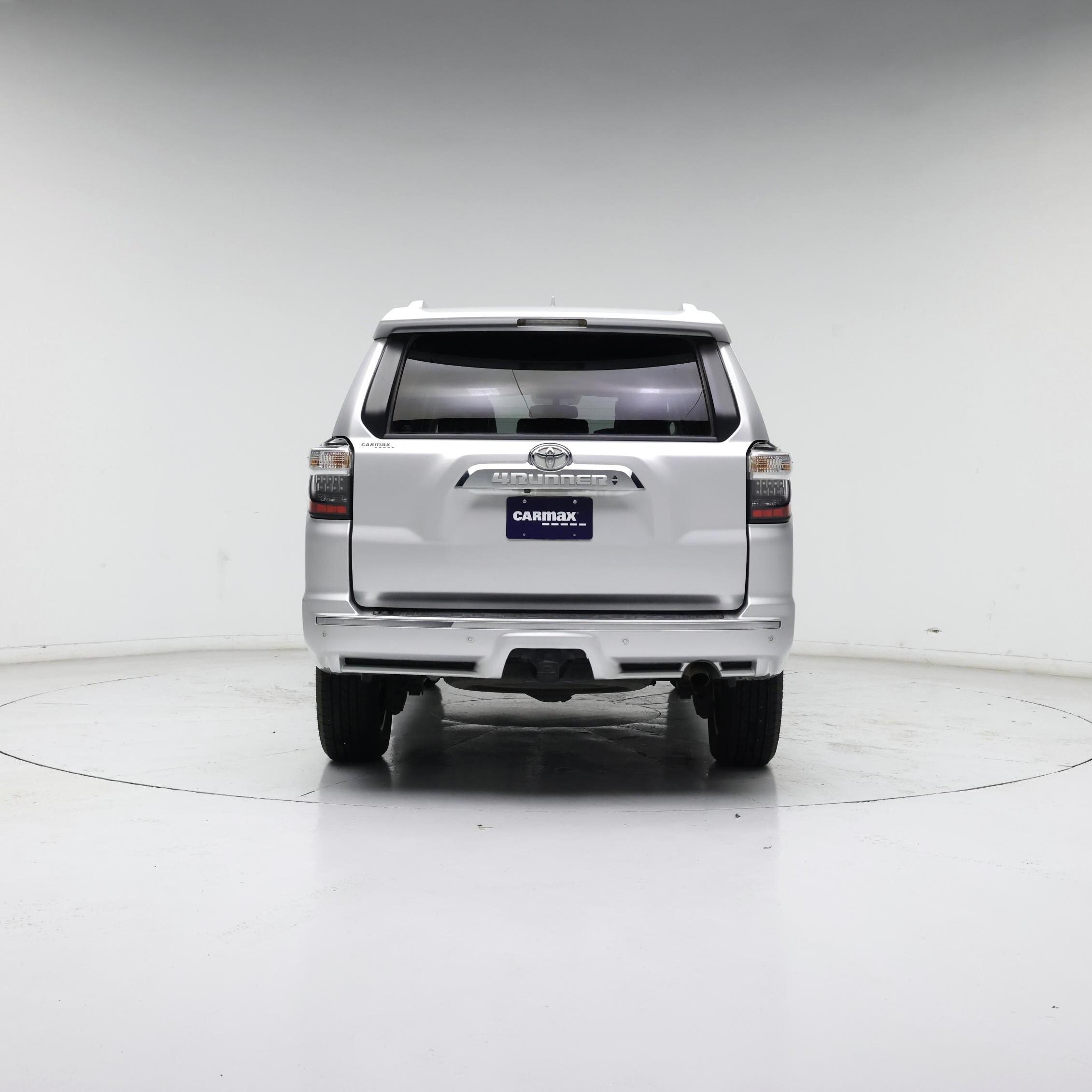 Thumbnail: 2016 Toyota 4Runner - 6