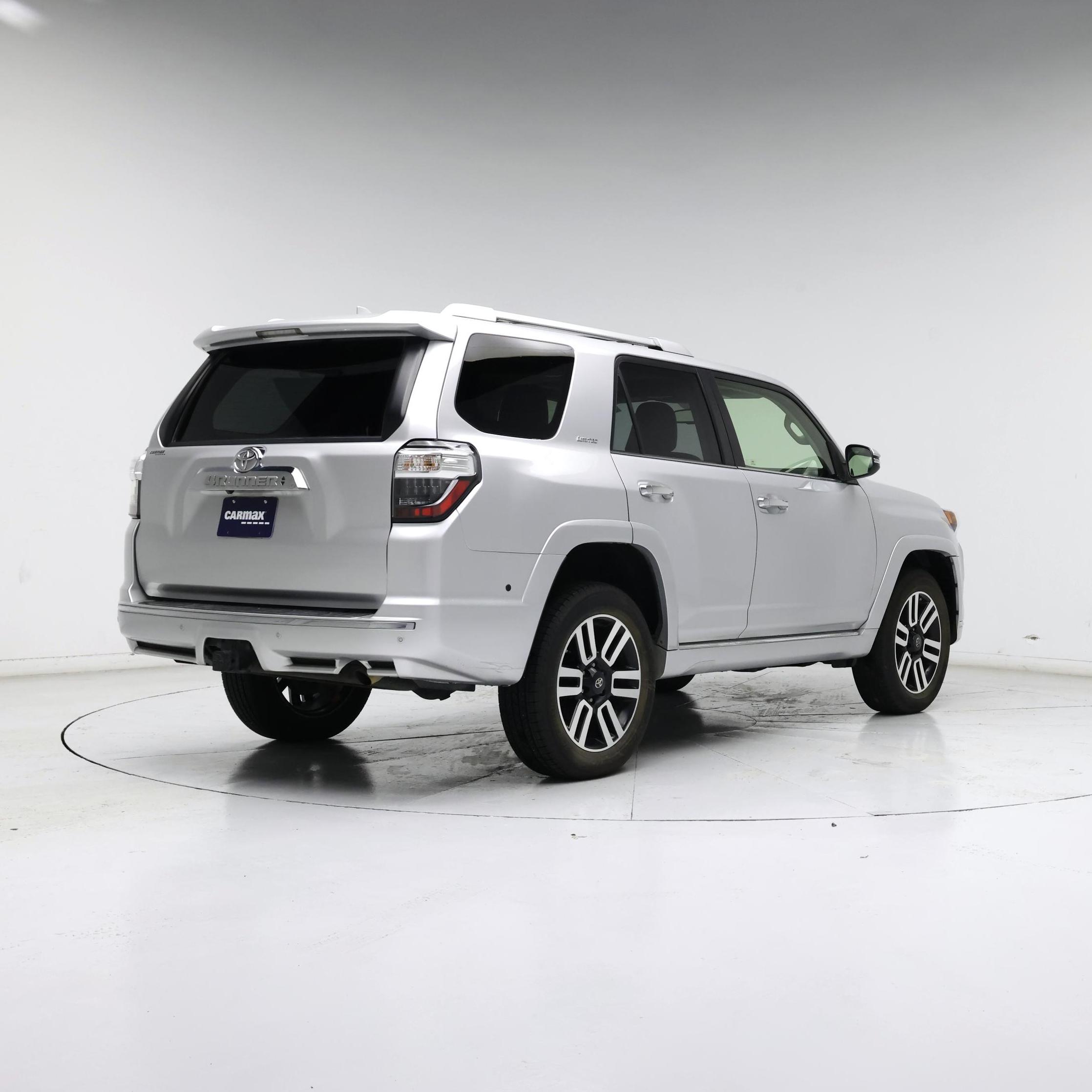Thumbnail: 2016 Toyota 4Runner - 8