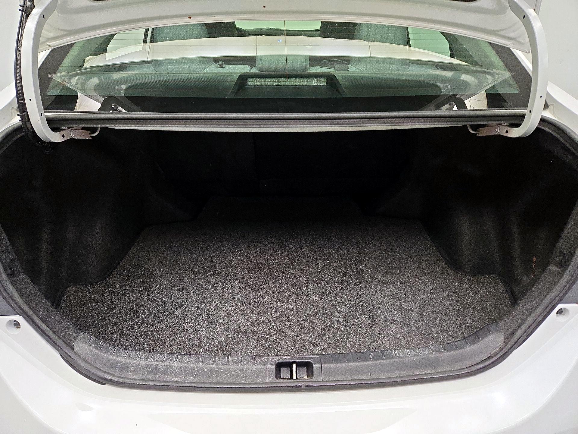 Thumbnail: 2016 Toyota Corolla - 19