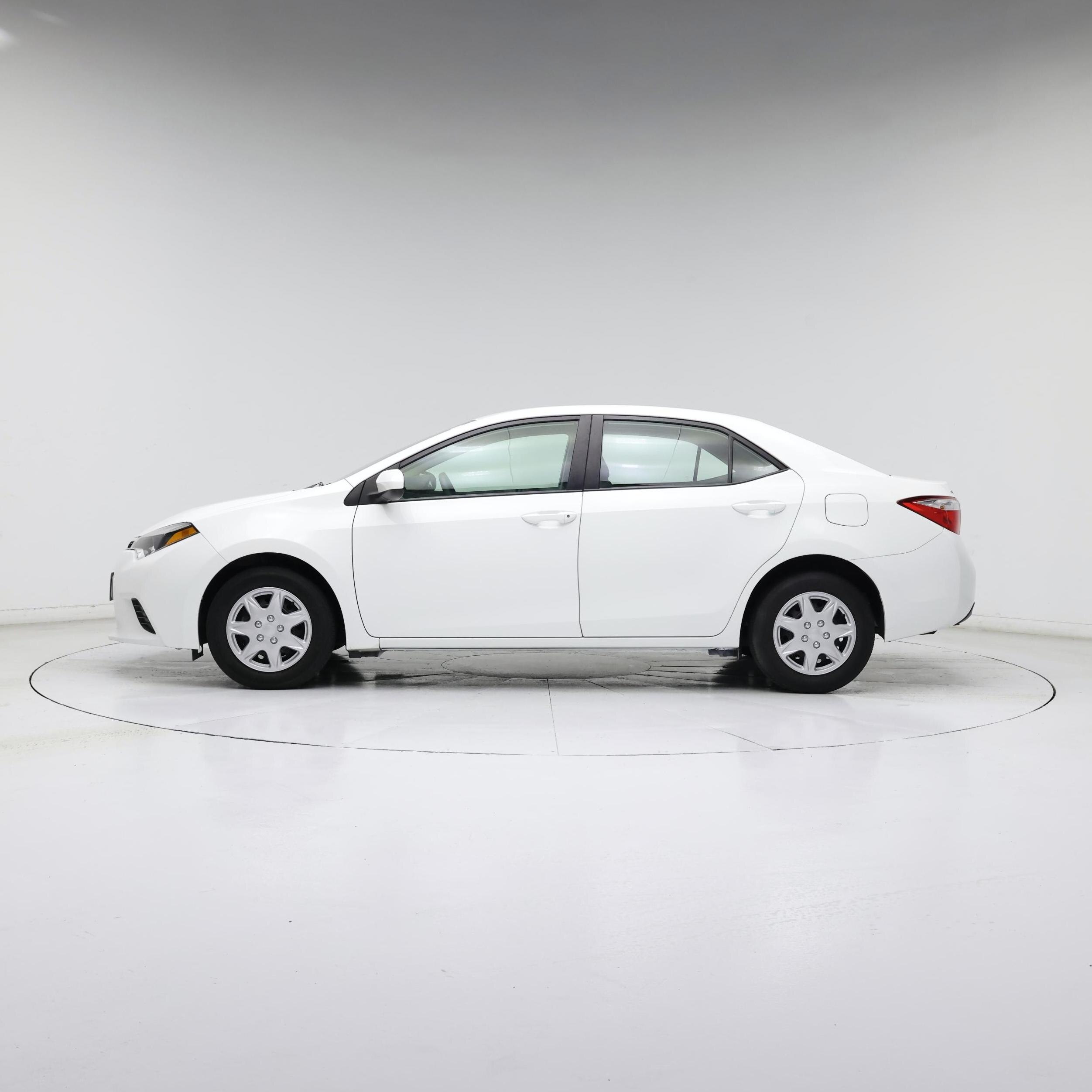 Thumbnail: 2016 Toyota Corolla - 3