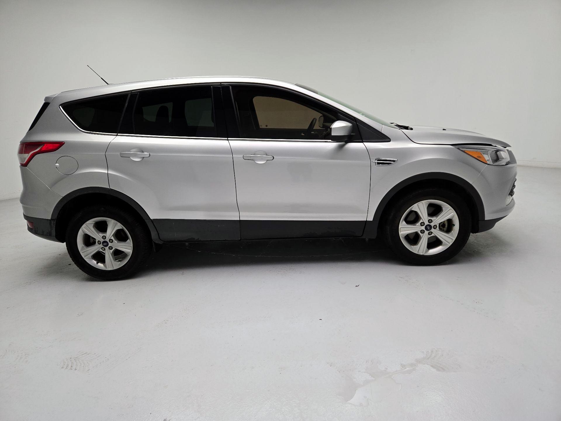 Thumbnail: 2015 Ford Escape - 4