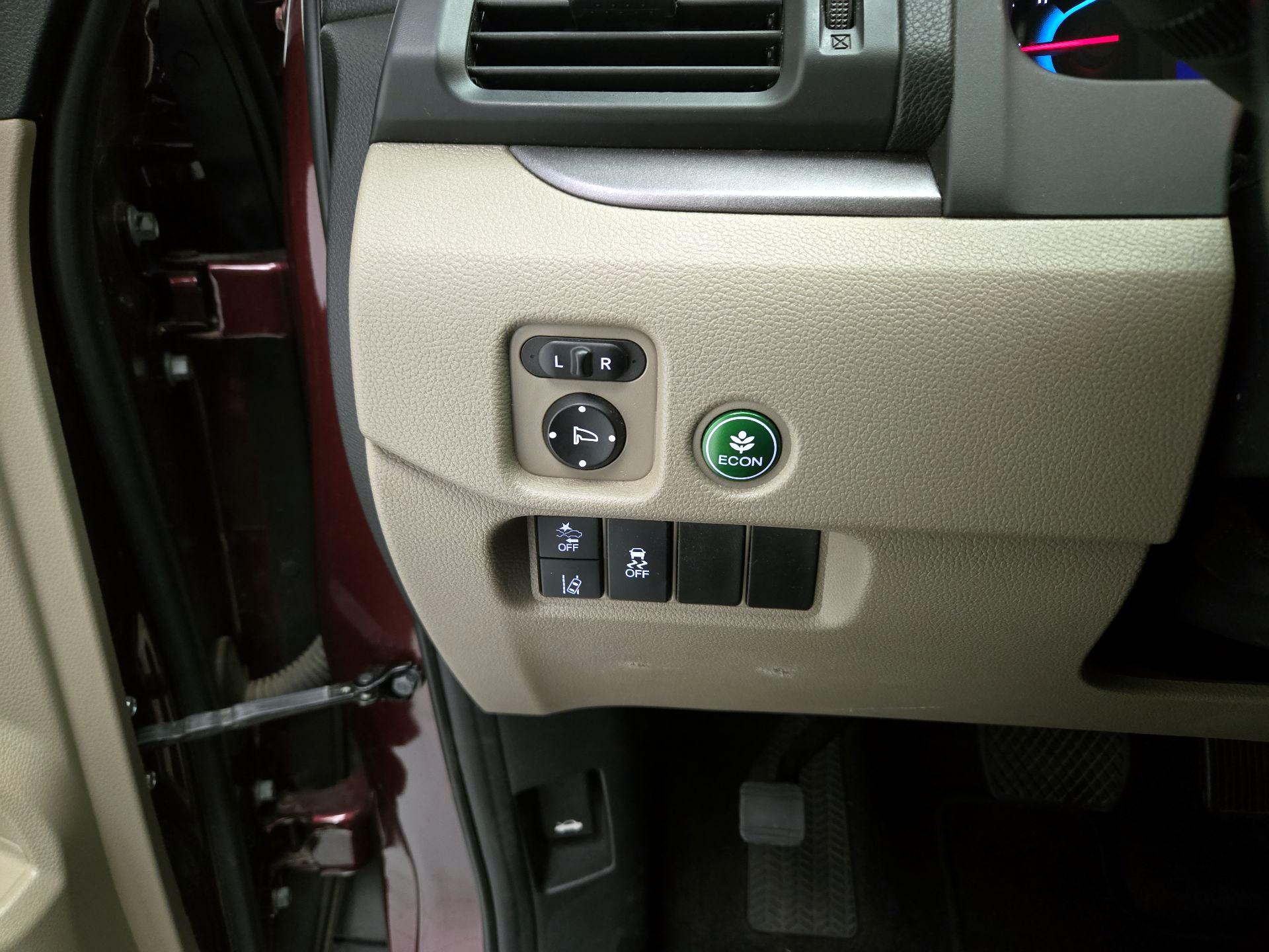 Thumbnail: 2019 Honda Pilot - 11