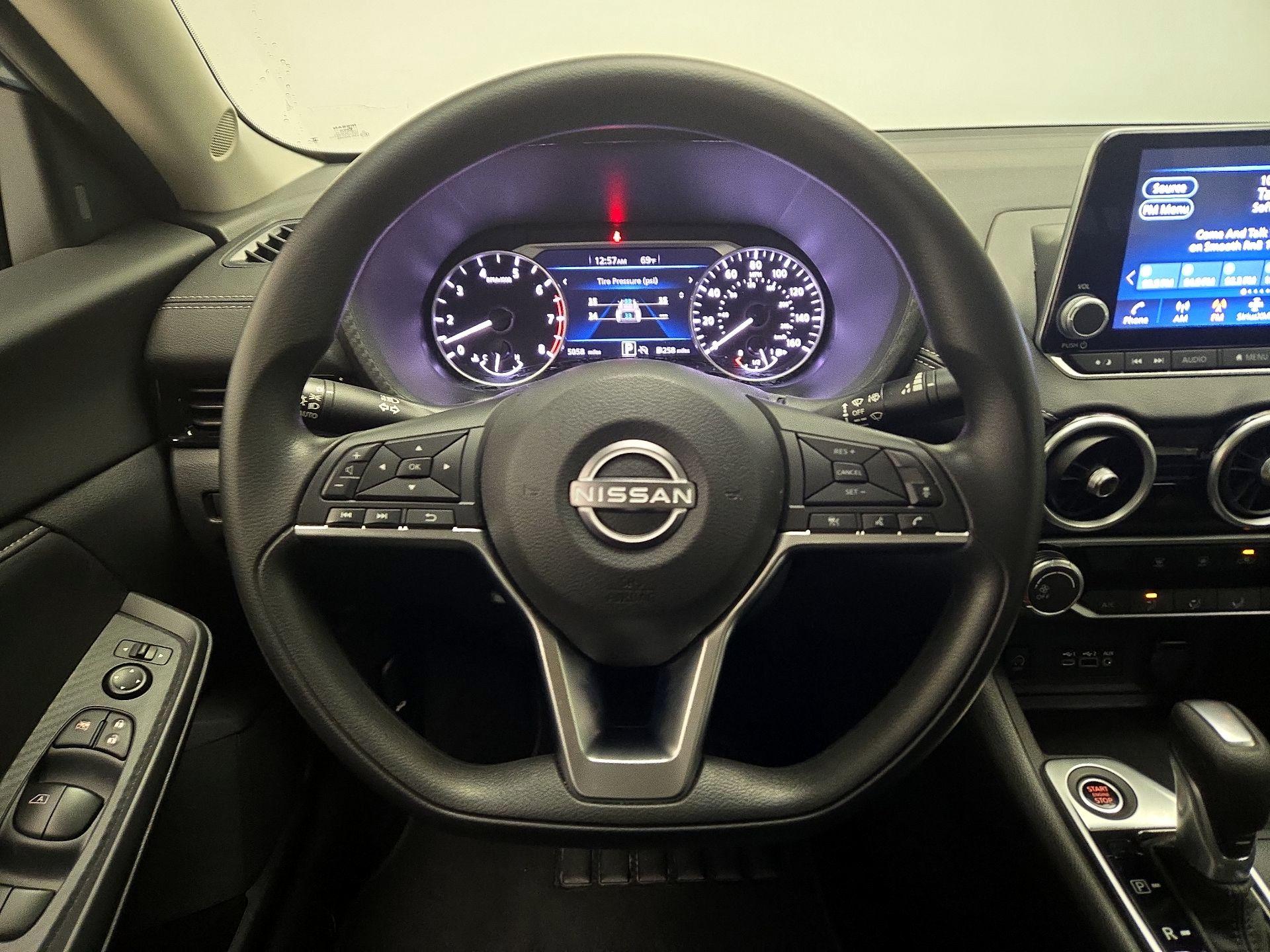 Thumbnail: 2025 Nissan Sentra - 10