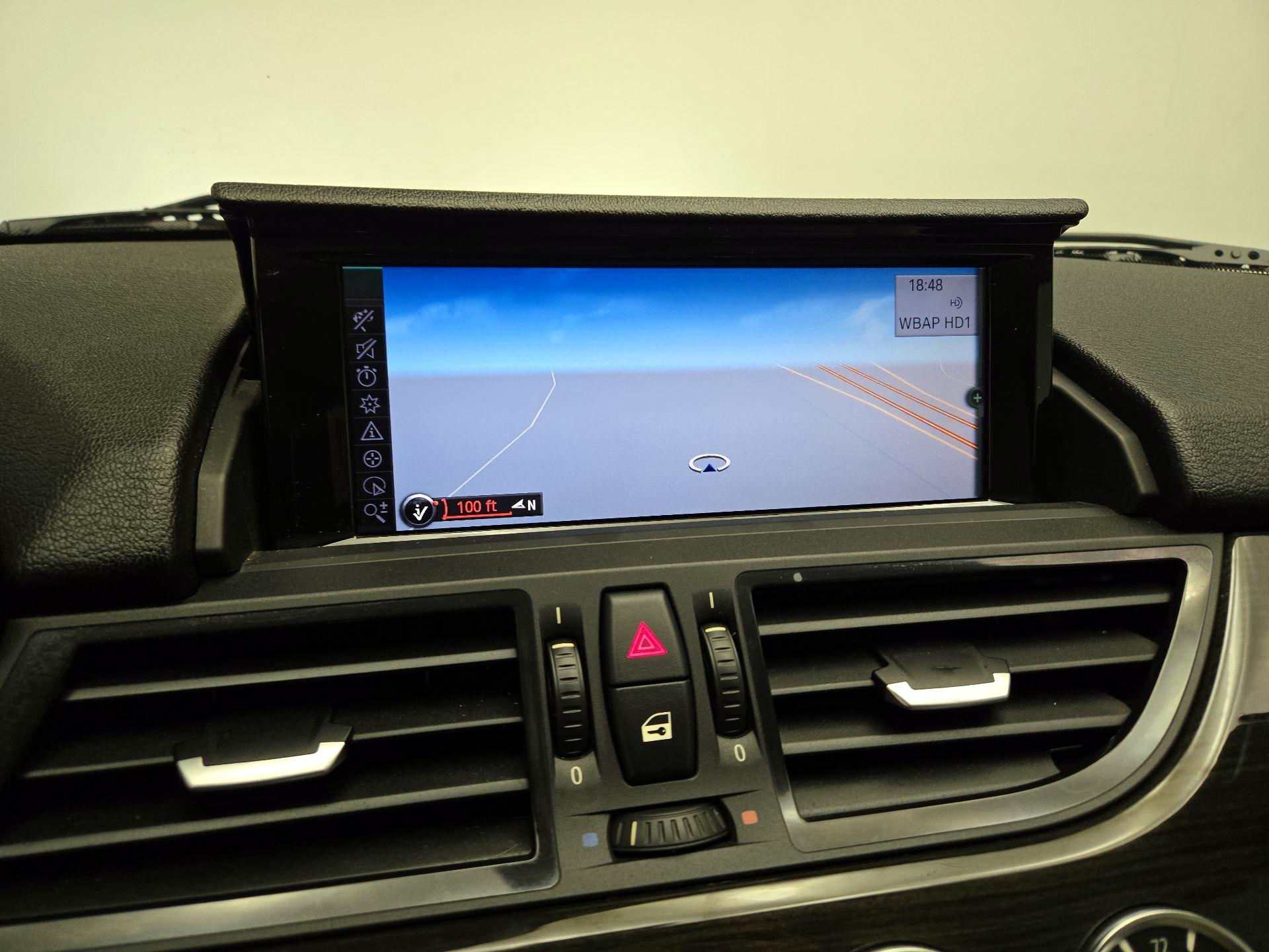 Thumbnail: 2016 BMW Z4 - 14