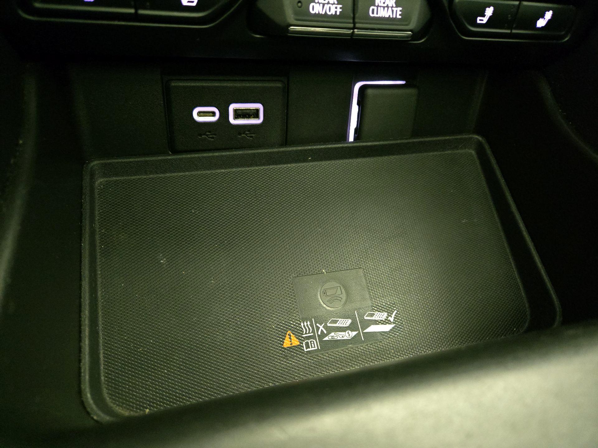 Thumbnail: 2022 Chevrolet Tahoe - 19