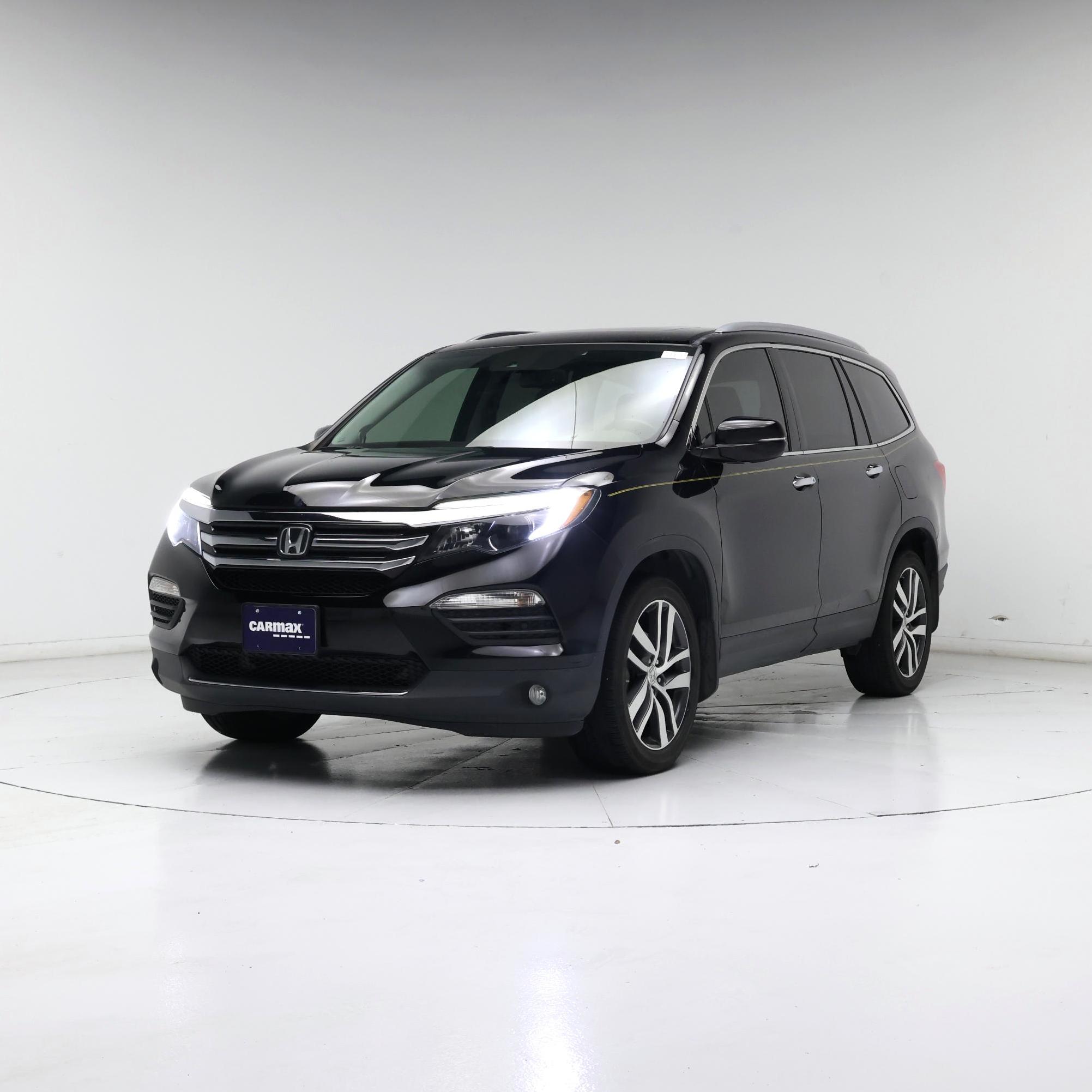 Thumbnail: 2016 Honda Pilot - 4