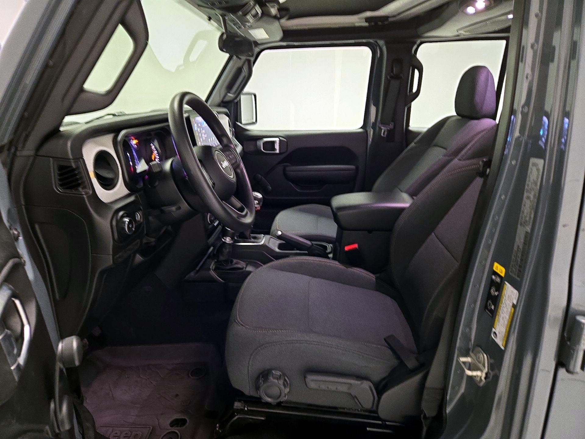 Thumbnail: 2024 Jeep Wrangler - 11