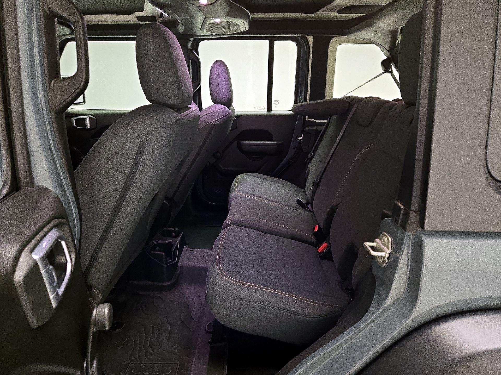 Thumbnail: 2024 Jeep Wrangler - 18