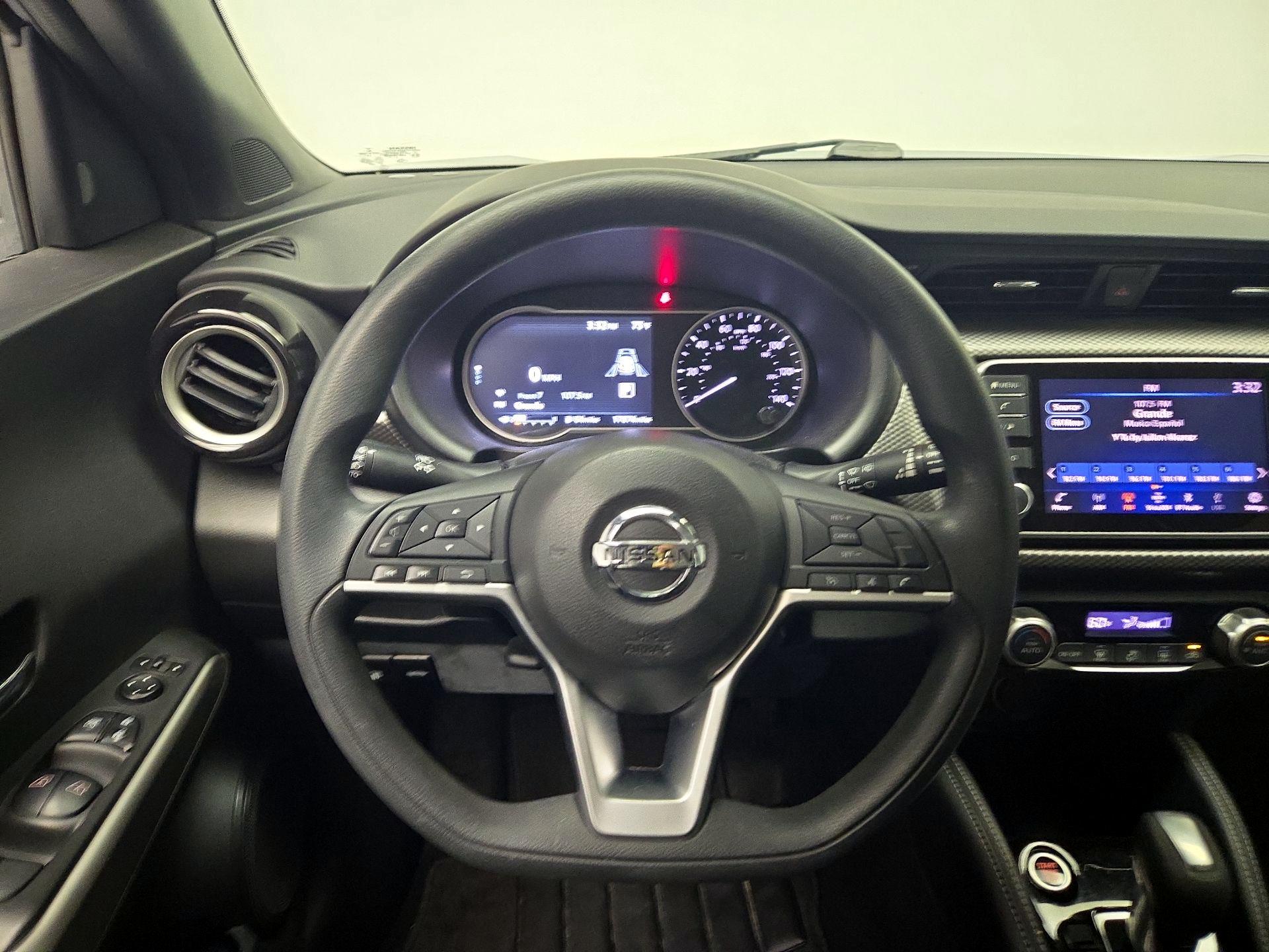 Thumbnail: 2020 Nissan Kicks - 10