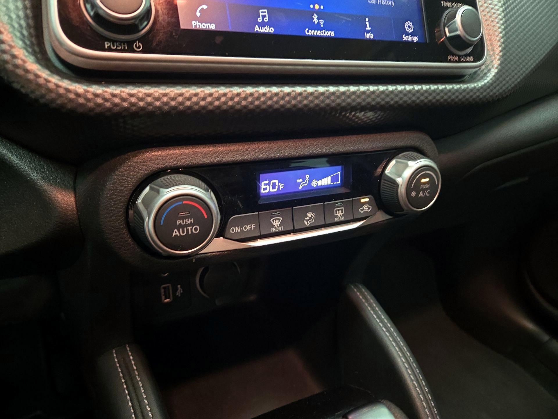 Thumbnail: 2020 Nissan Kicks - 15