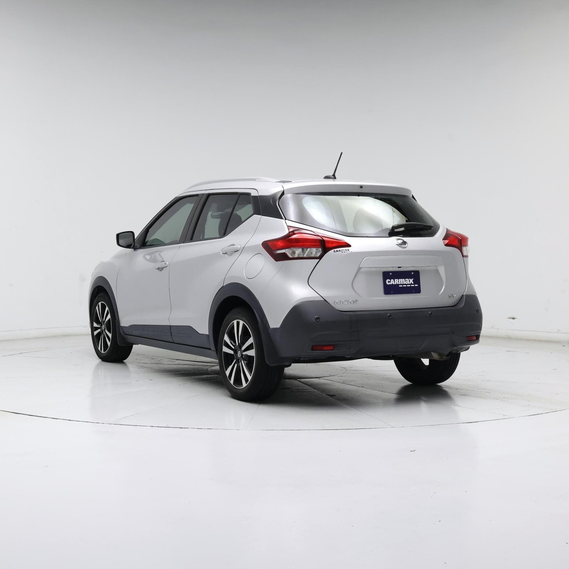 Thumbnail: 2020 Nissan Kicks - 2