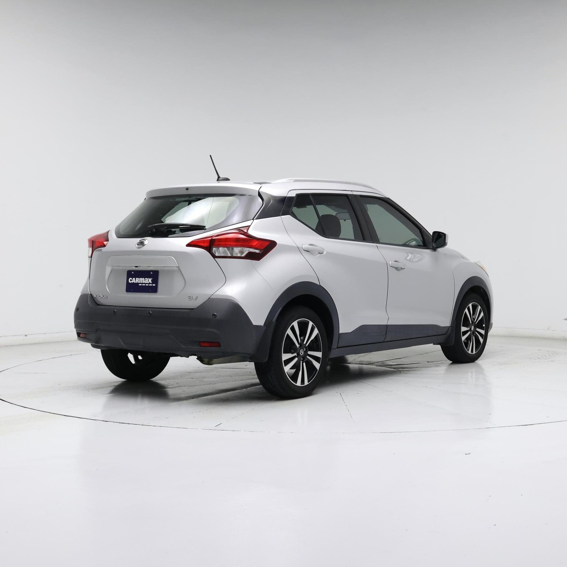Thumbnail: 2020 Nissan Kicks - 8
