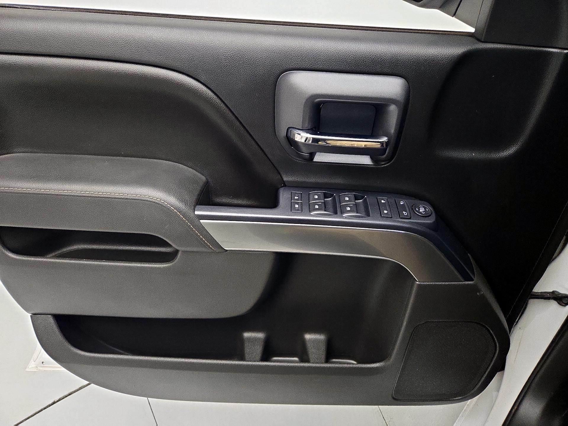 Thumbnail: 2016 Chevrolet Silverado 1500 - 12