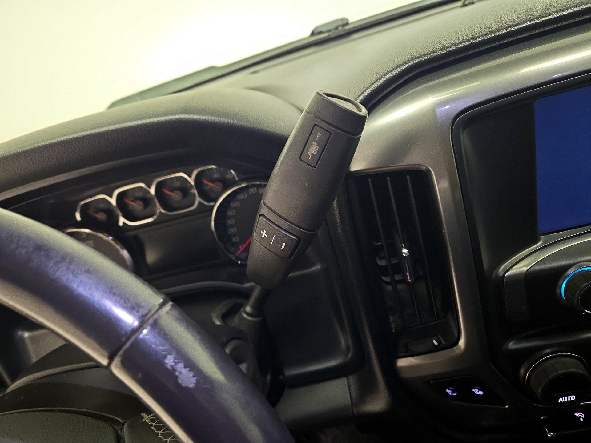 Thumbnail: 2016 Chevrolet Silverado 1500 - 17