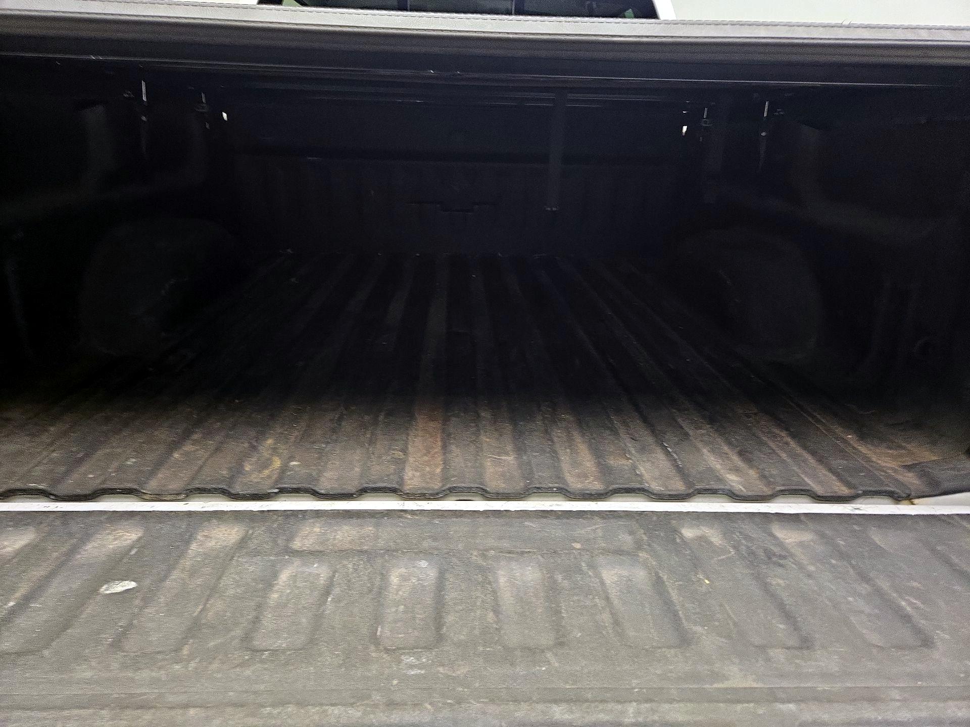 Thumbnail: 2016 Chevrolet Silverado 1500 - 20