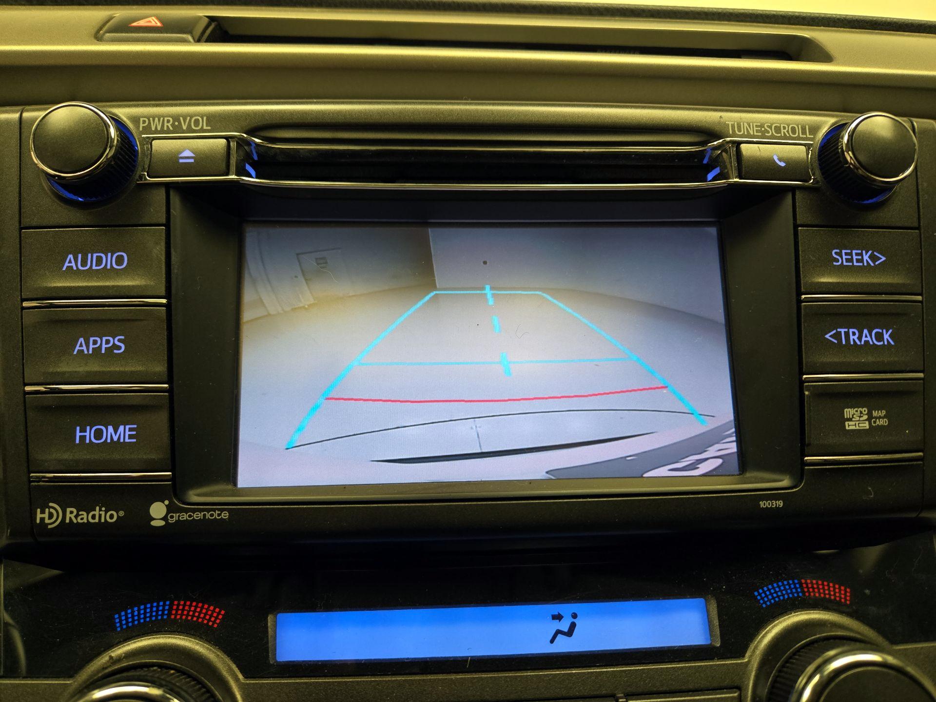 Thumbnail: 2014 Toyota RAV4 - 15