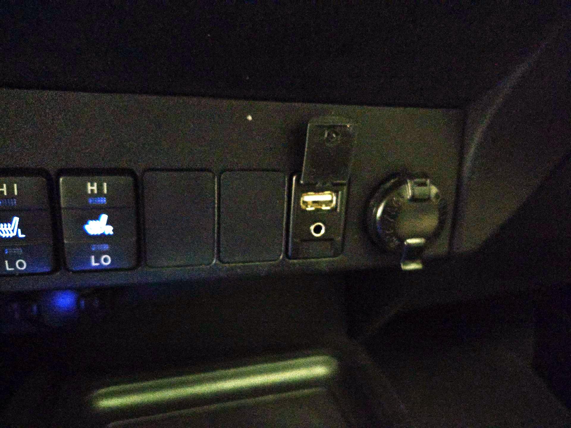 Thumbnail: 2014 Toyota RAV4 - 19