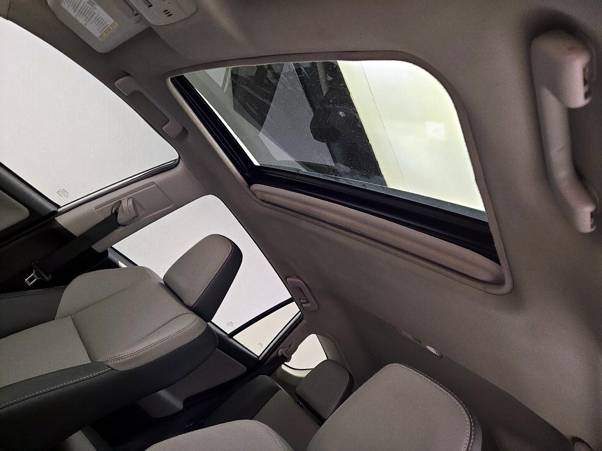 Thumbnail: 2014 Toyota RAV4 - 20