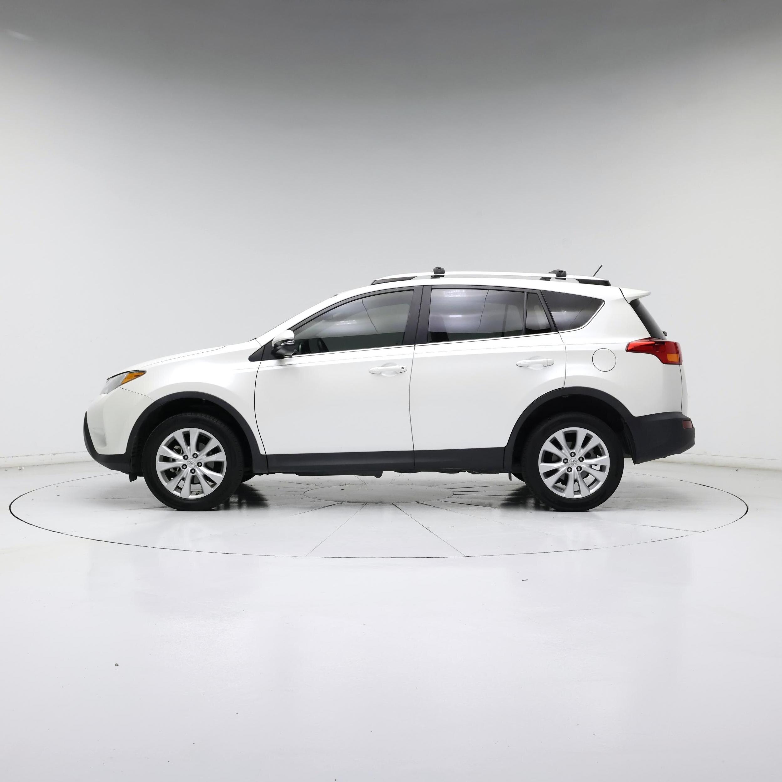 Thumbnail: 2014 Toyota RAV4 - 3