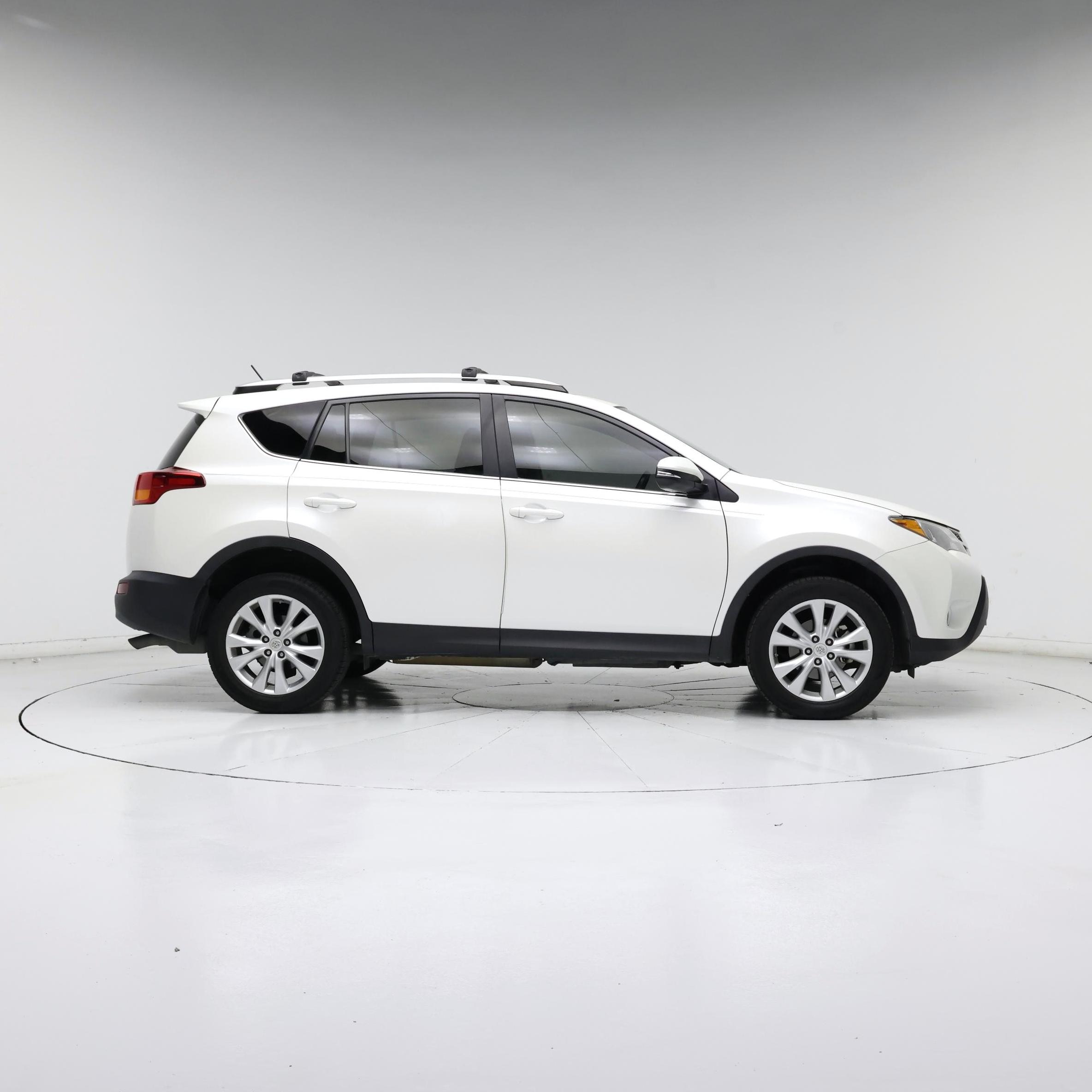 Thumbnail: 2014 Toyota RAV4 - 7