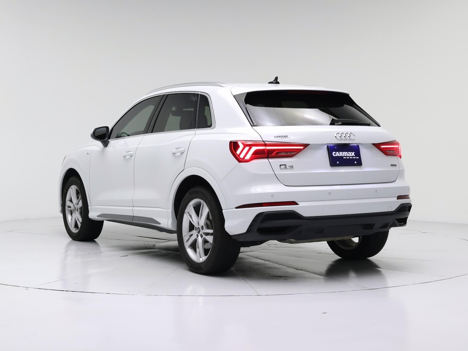 2024 Audi Q3 S Line Premium - Photo 3