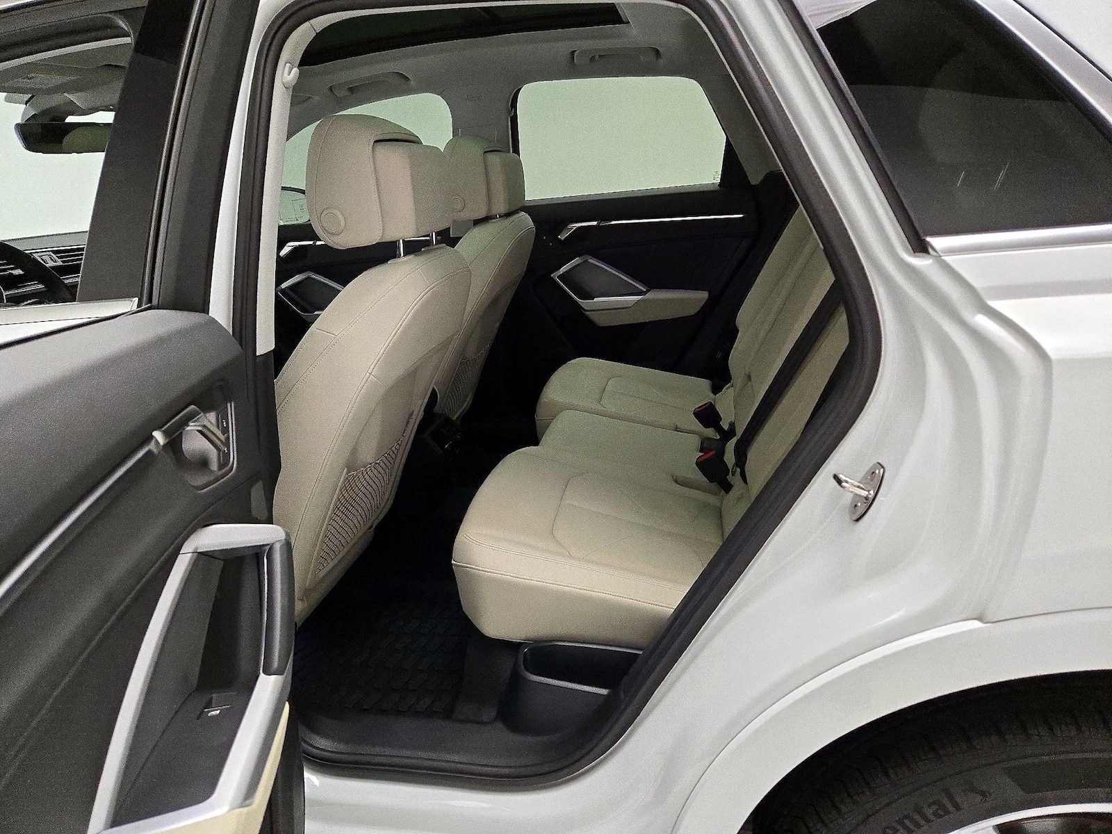 2024 Audi Q3 S Line Premium - Photo 21