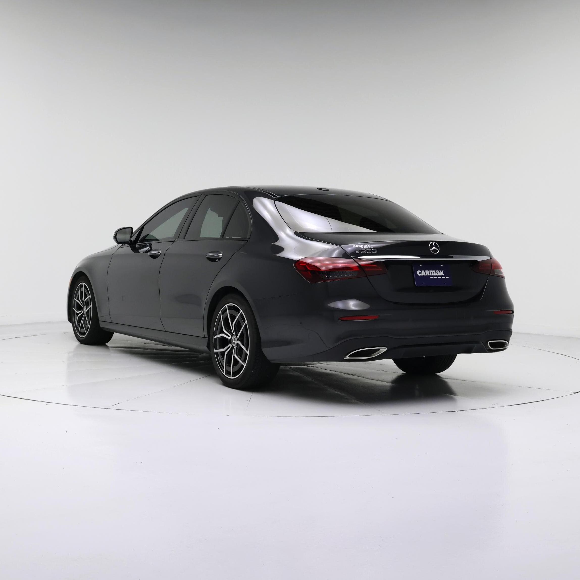 Thumbnail: 2022 Mercedes-Benz E-Class - 2