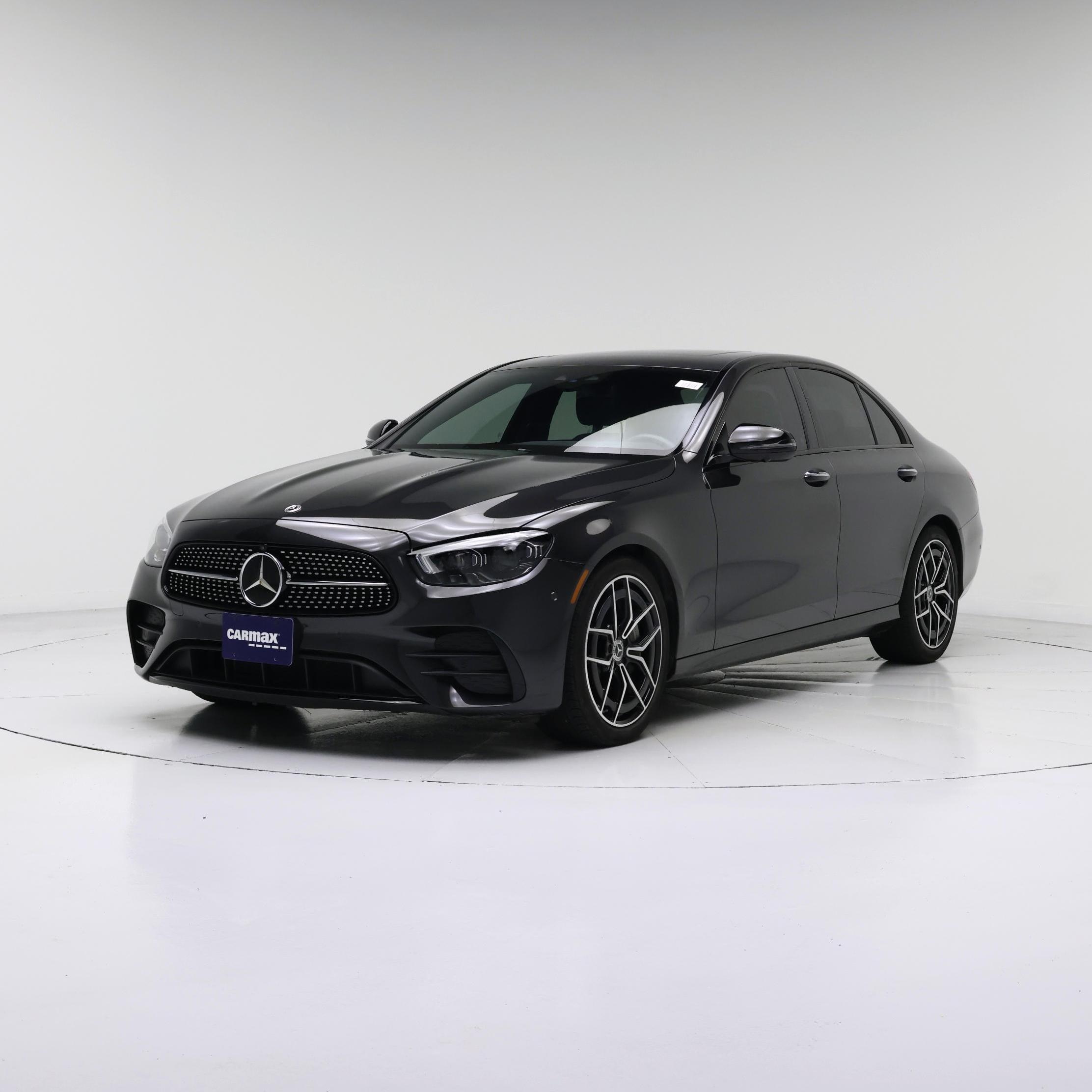 Thumbnail: 2022 Mercedes-Benz E-Class - 4