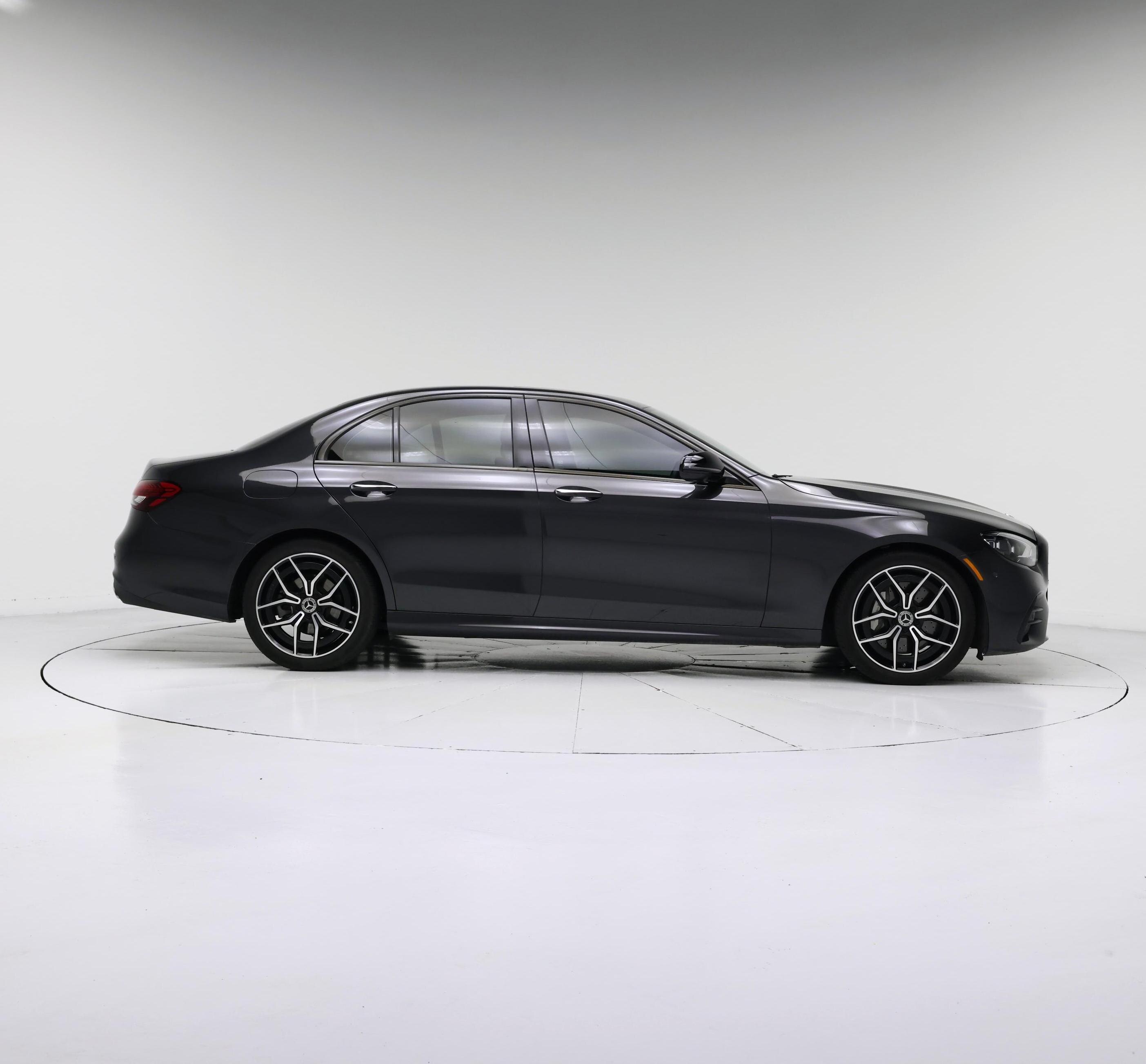 Thumbnail: 2022 Mercedes-Benz E-Class - 7