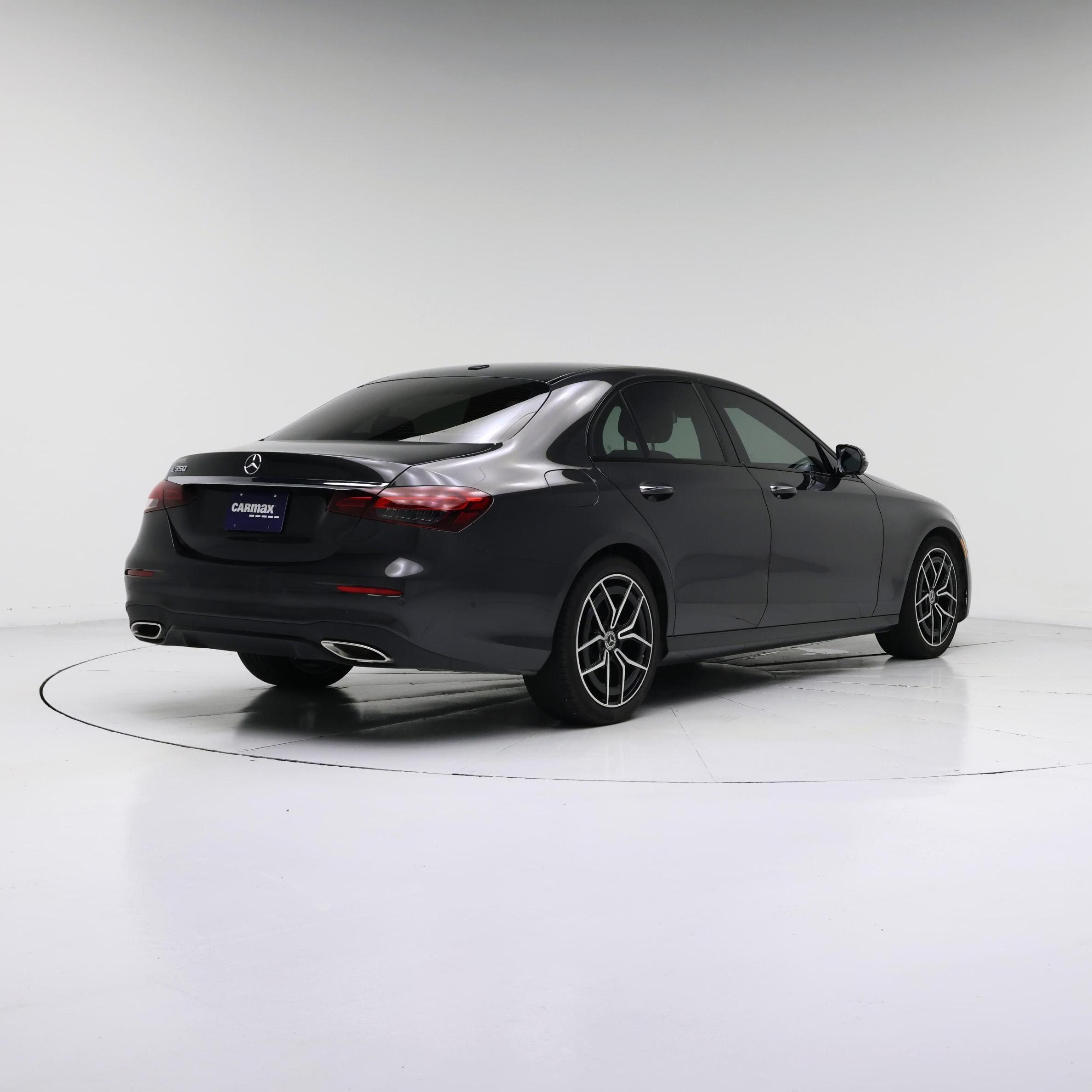 Thumbnail: 2022 Mercedes-Benz E-Class - 8