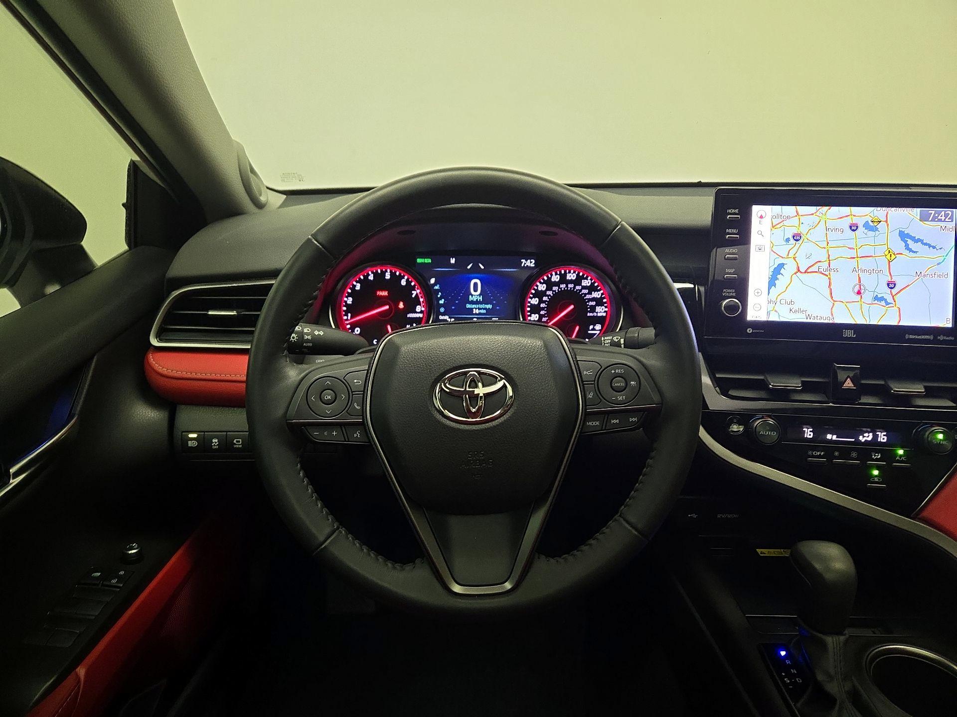 Thumbnail: 2022 Toyota Camry - 10