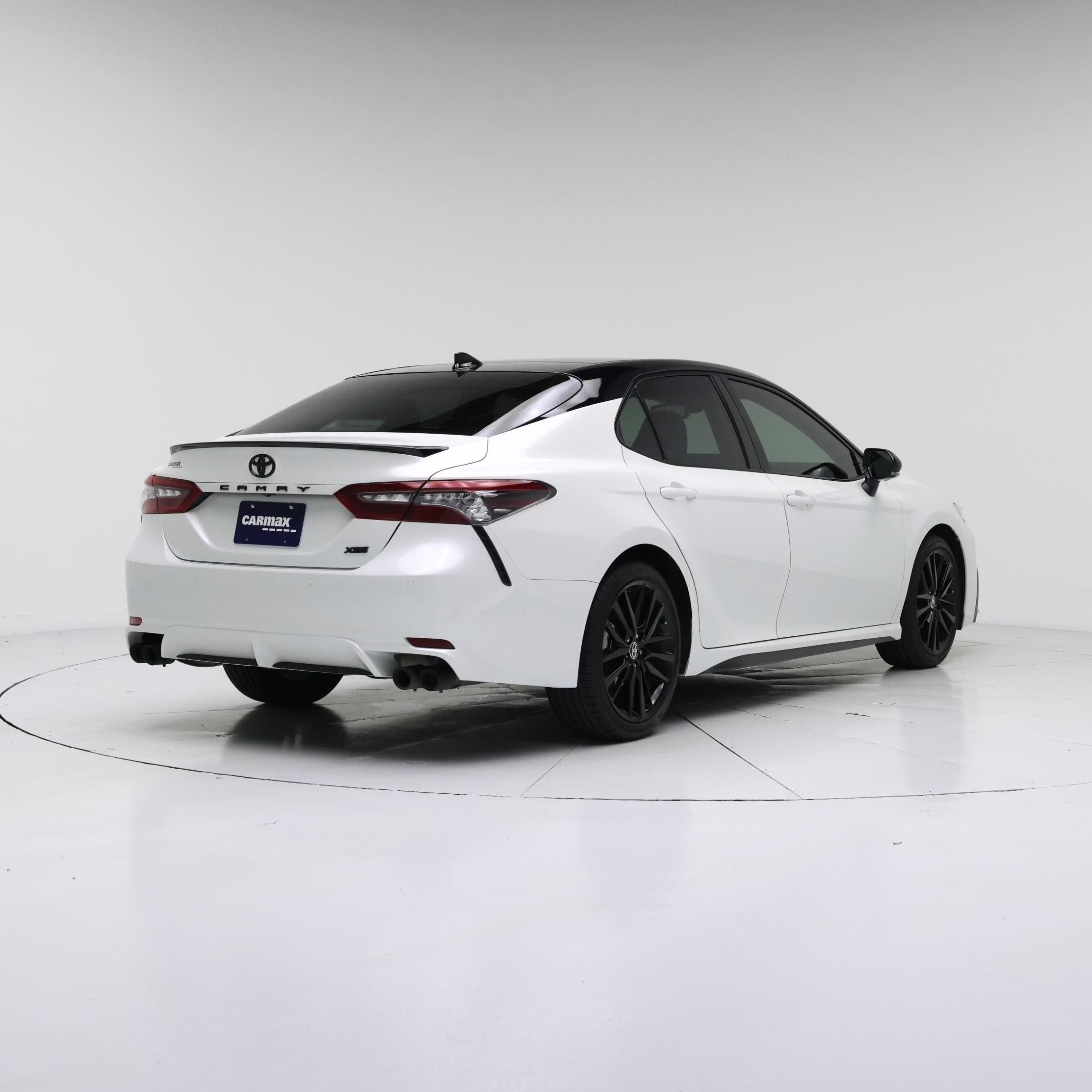 Thumbnail: 2022 Toyota Camry - 8