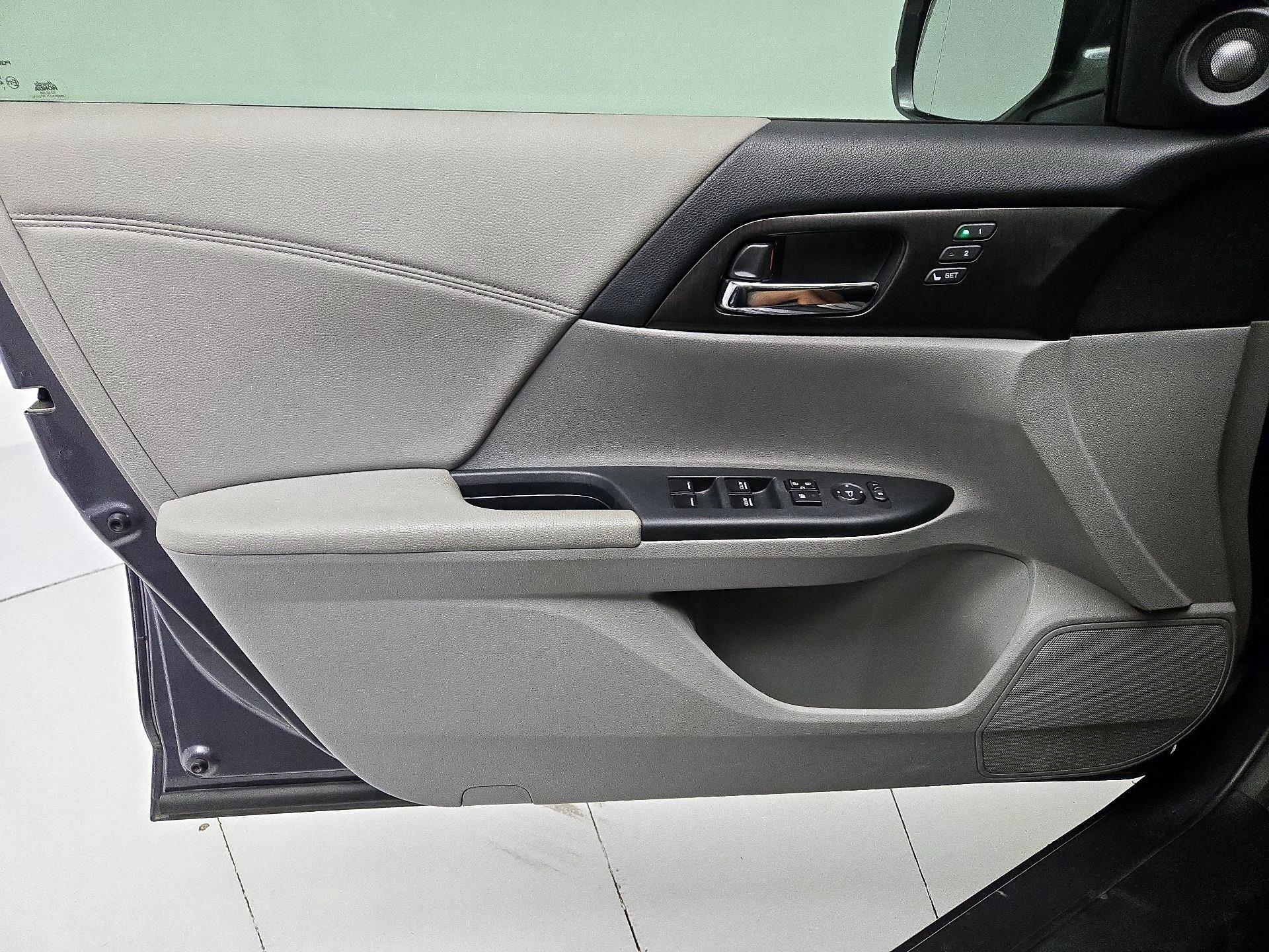 Thumbnail: 2014 Honda Accord - 12
