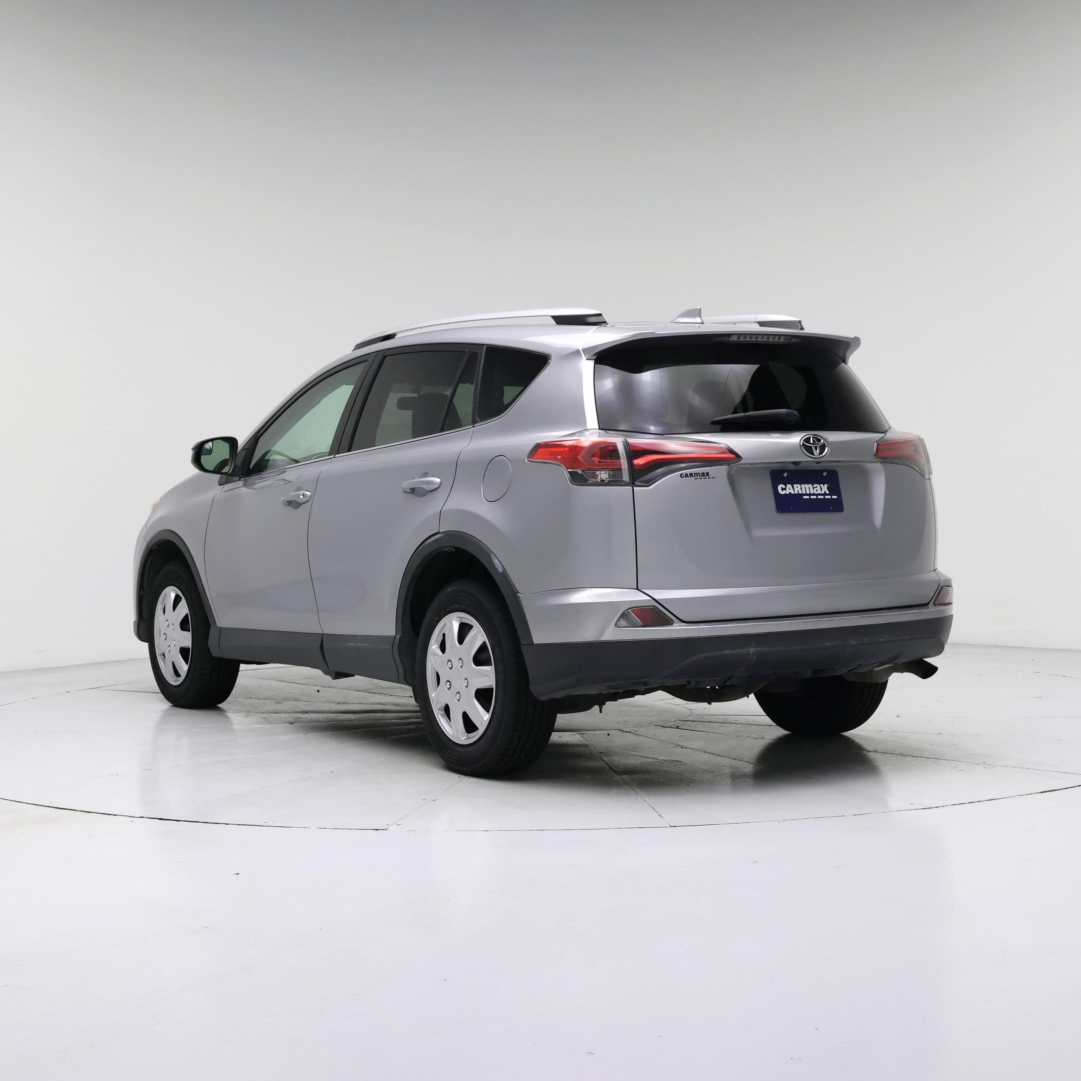 Thumbnail: 2016 Toyota RAV4 - 2