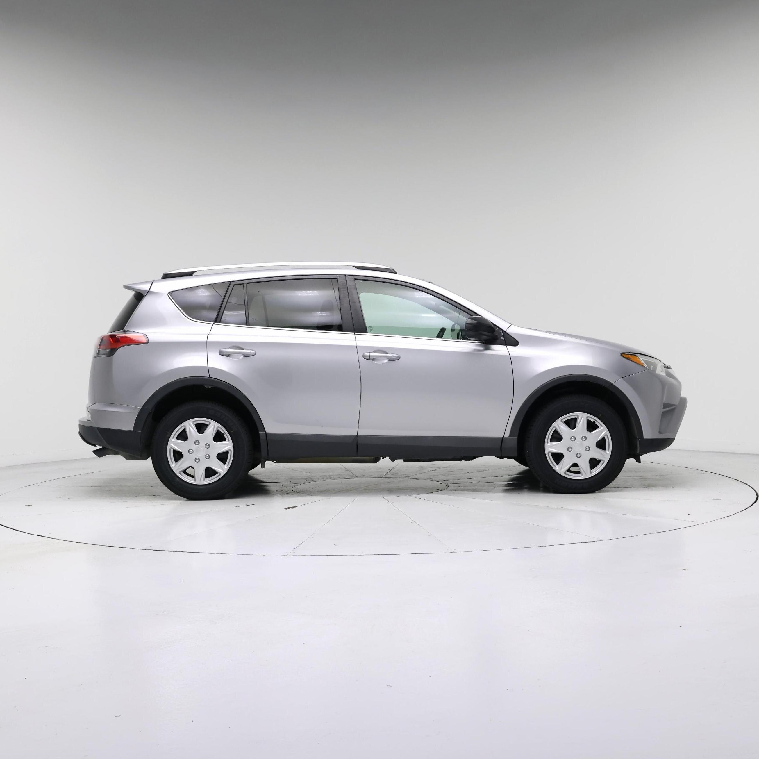 Thumbnail: 2016 Toyota RAV4 - 7