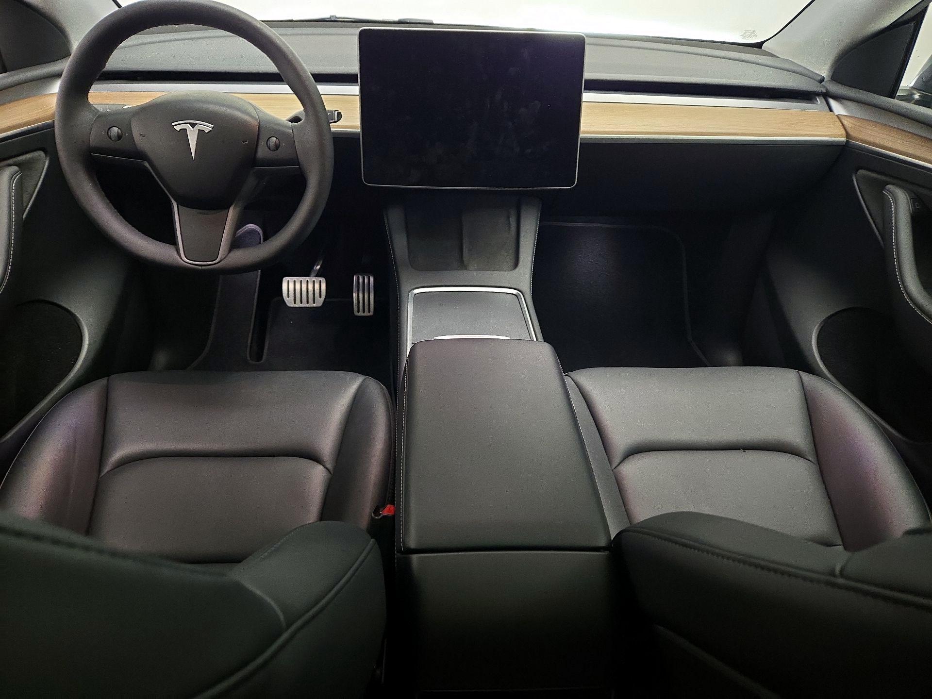 Thumbnail: 2023 Tesla Model Y - 9
