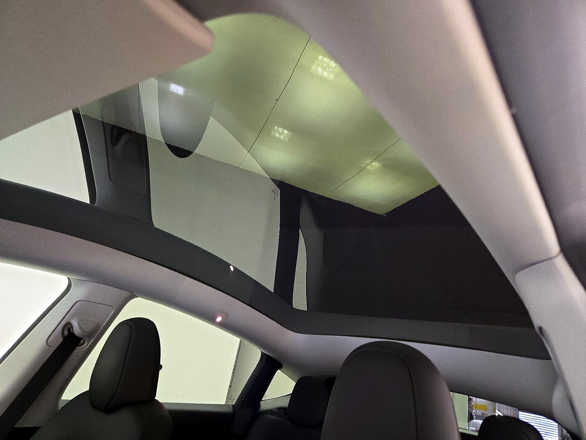 Thumbnail: 2023 Tesla Model Y - 18