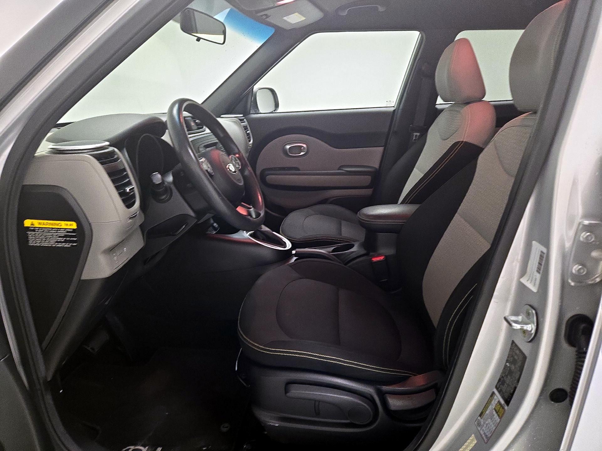 Thumbnail: 2015 Kia Soul - 11