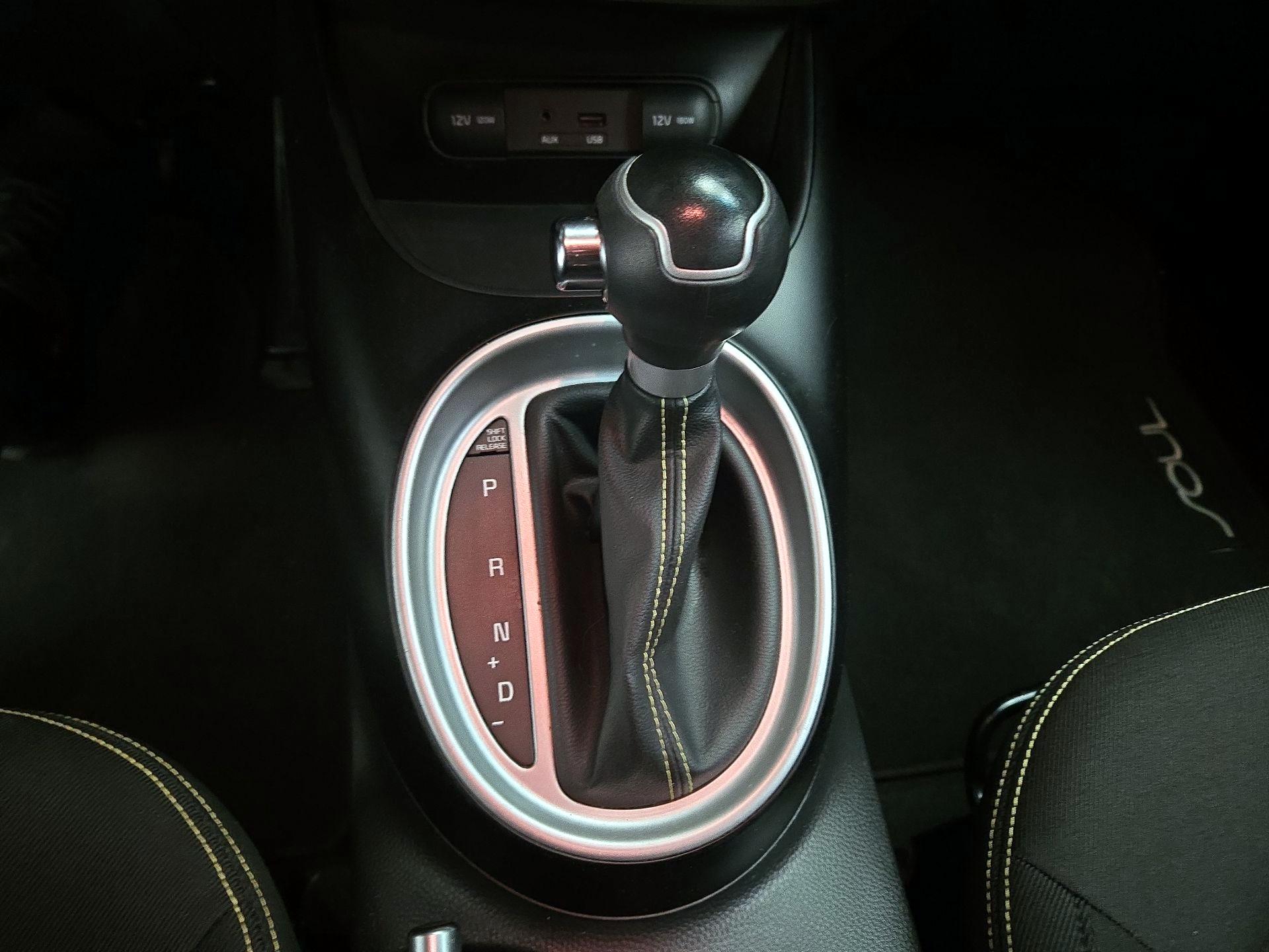 Thumbnail: 2015 Kia Soul - 16