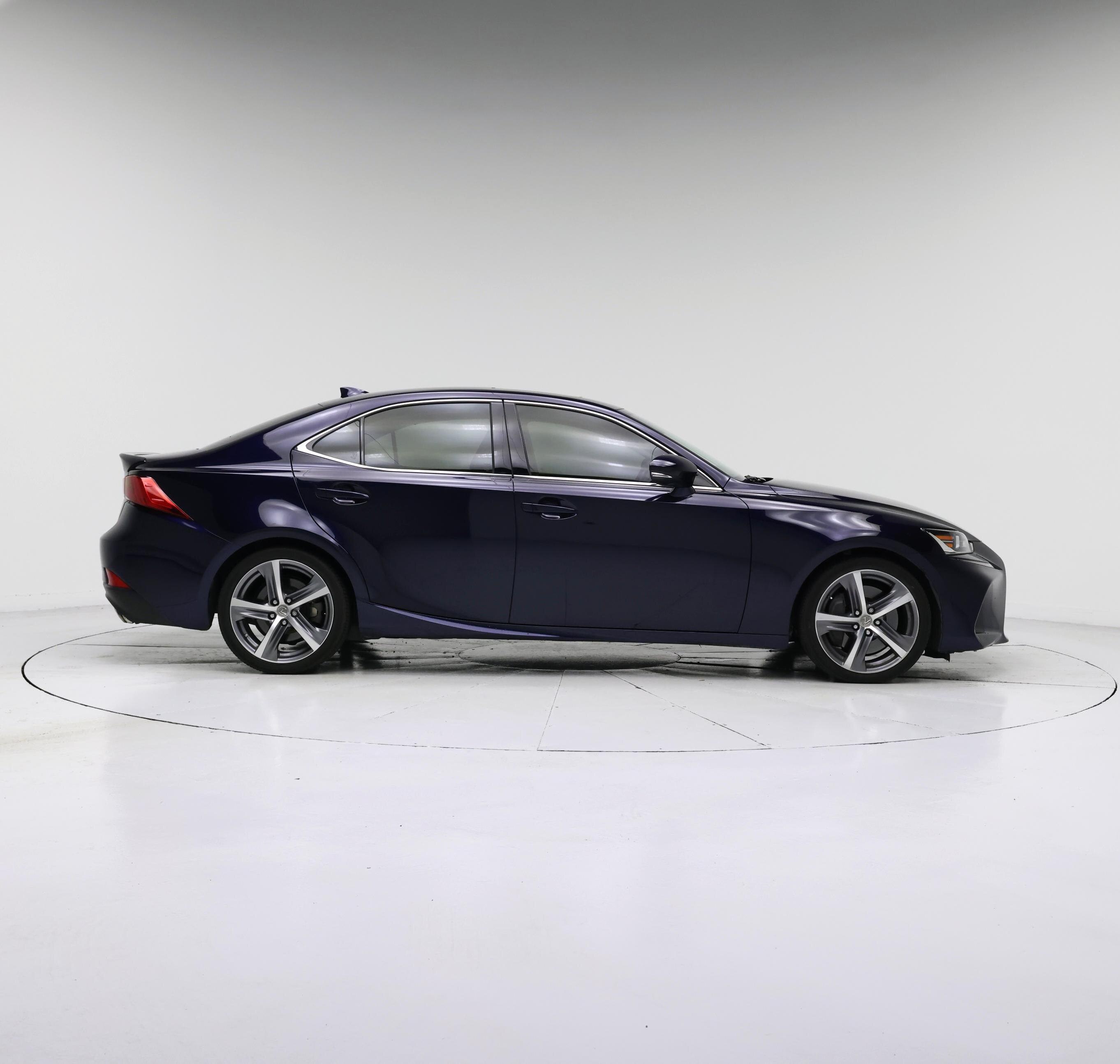 Thumbnail: 2019 Lexus IS - 7