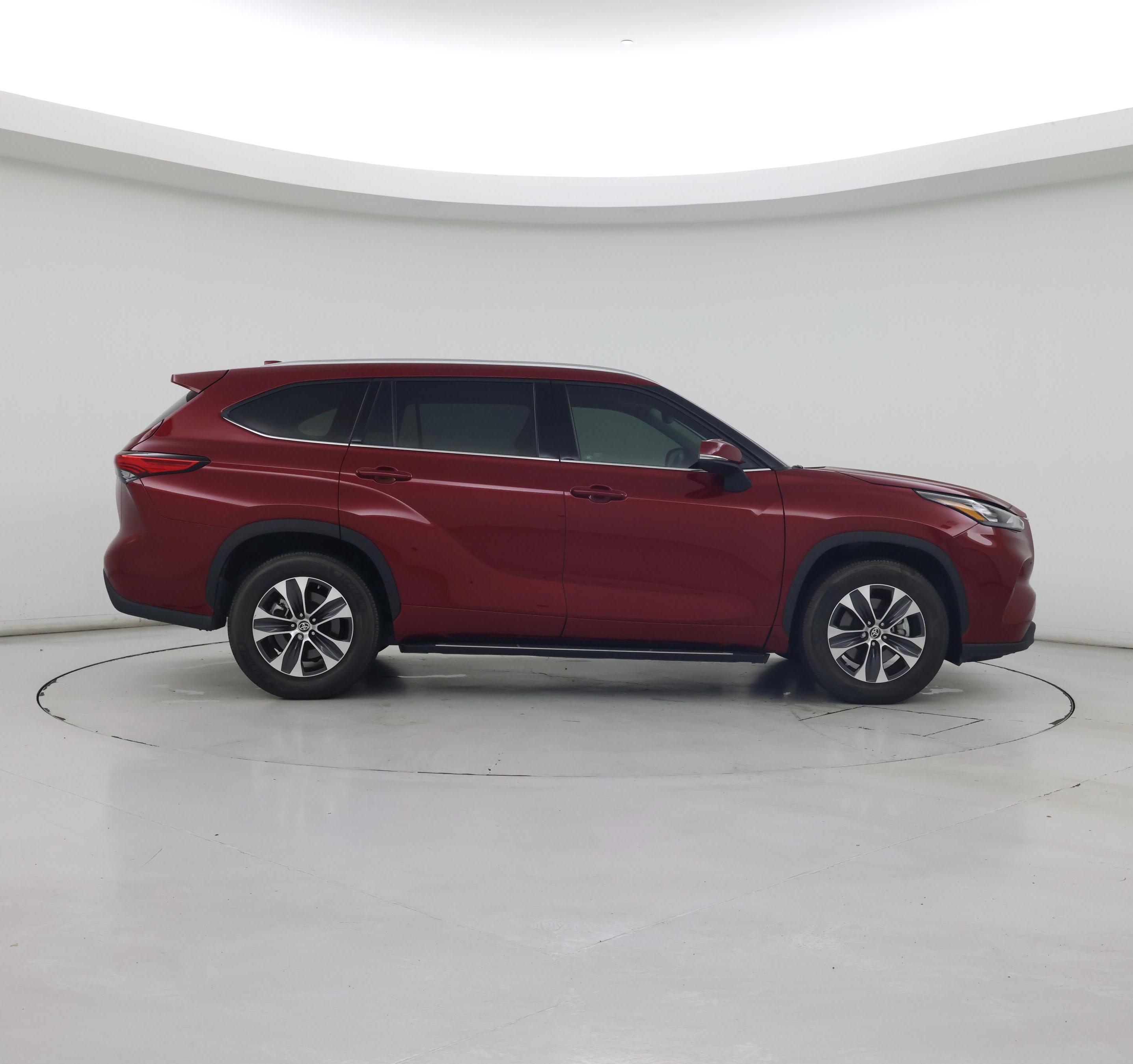 Thumbnail: 2020 Toyota Highlander - 7