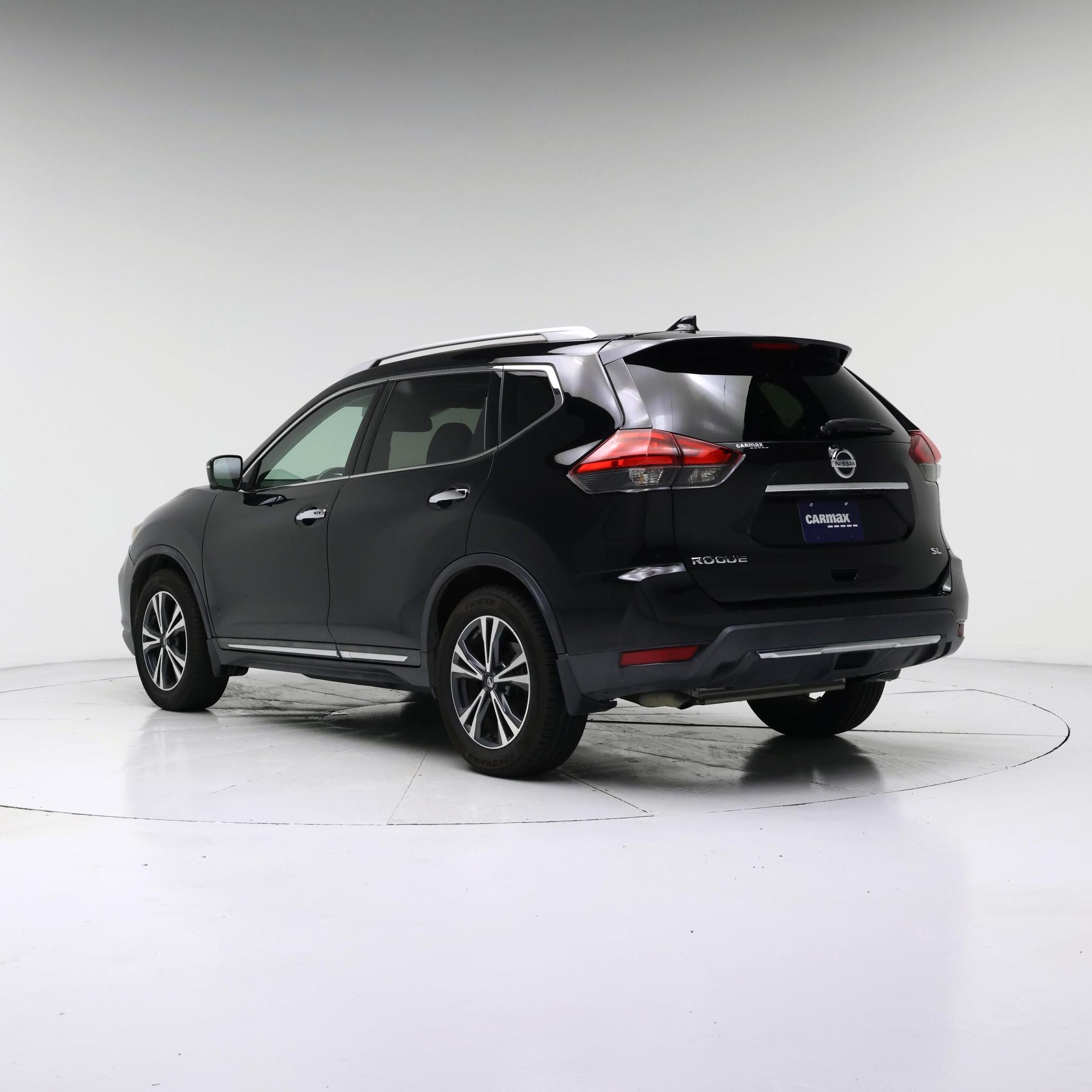 Thumbnail: 2017 Nissan Rogue - 2