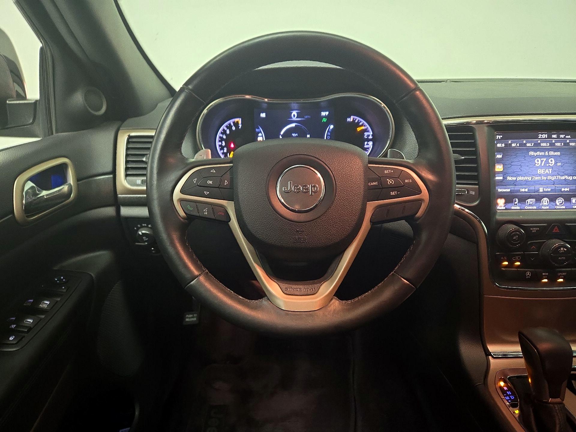Thumbnail: 2016 Jeep Grand Cherokee - 10