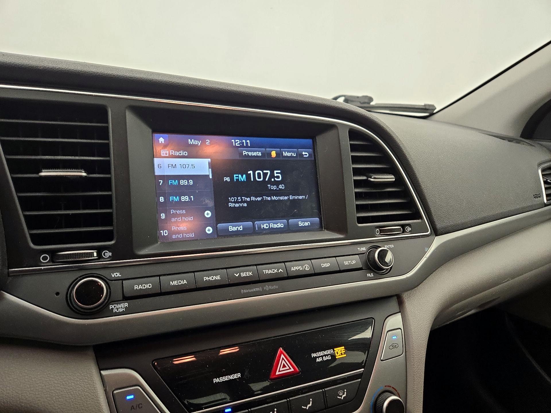 Thumbnail: 2018 Hyundai Elantra - 15