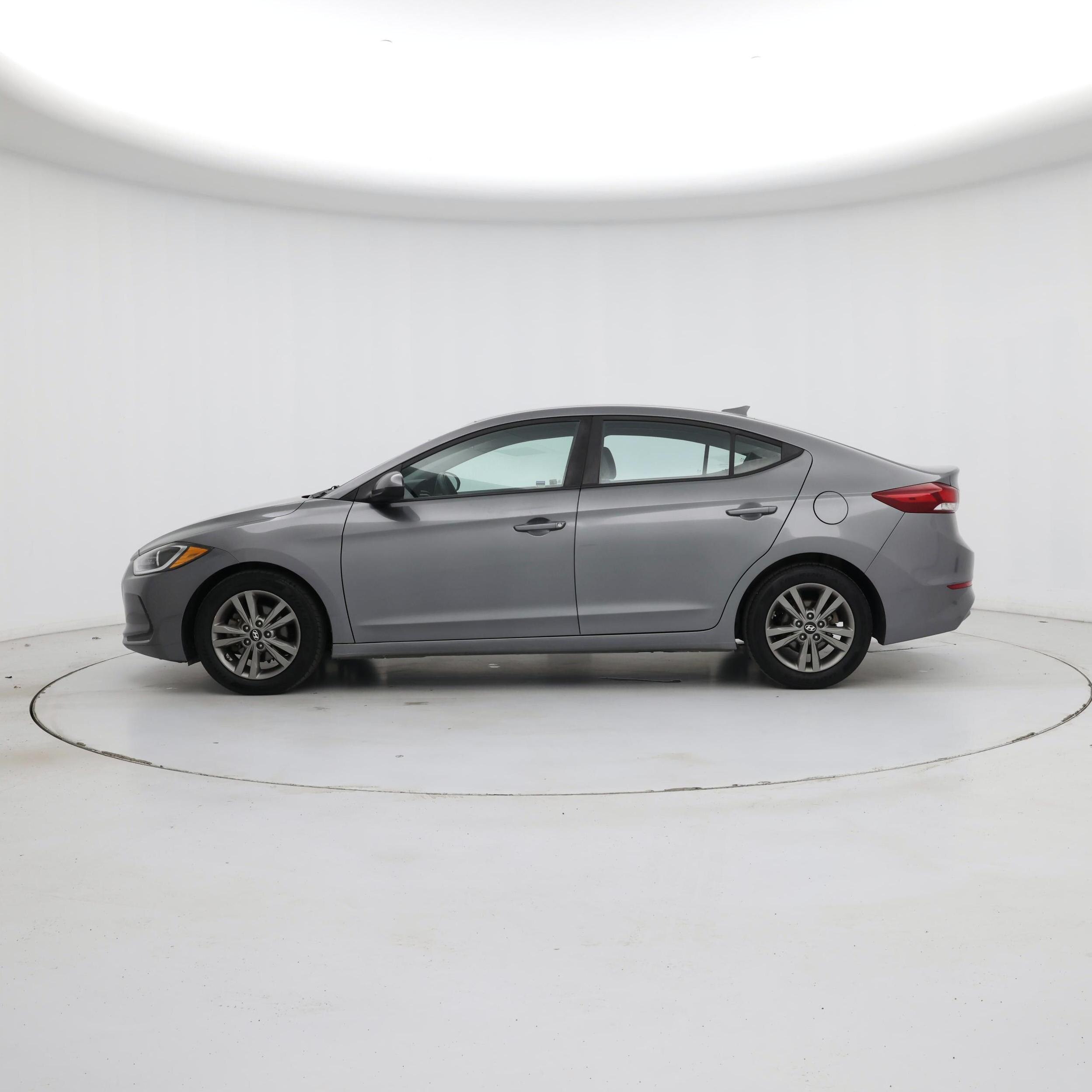 Thumbnail: 2018 Hyundai Elantra - 3