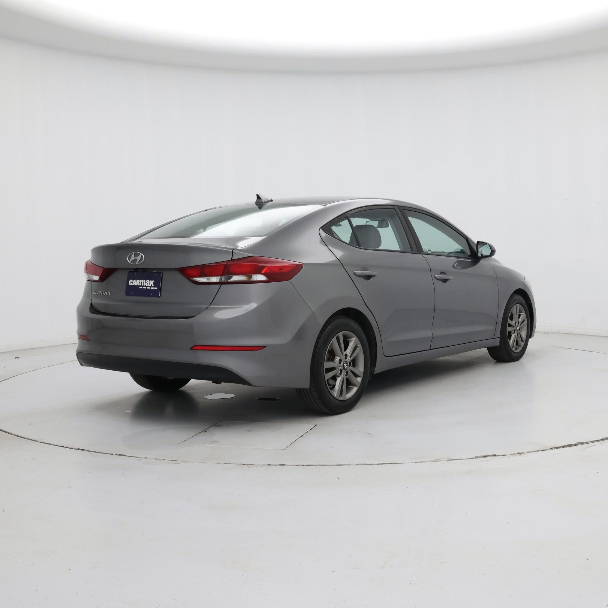 Thumbnail: 2018 Hyundai Elantra - 8