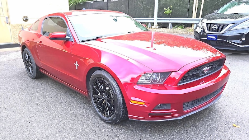 2014 Ford Mustang Premium Hero Image