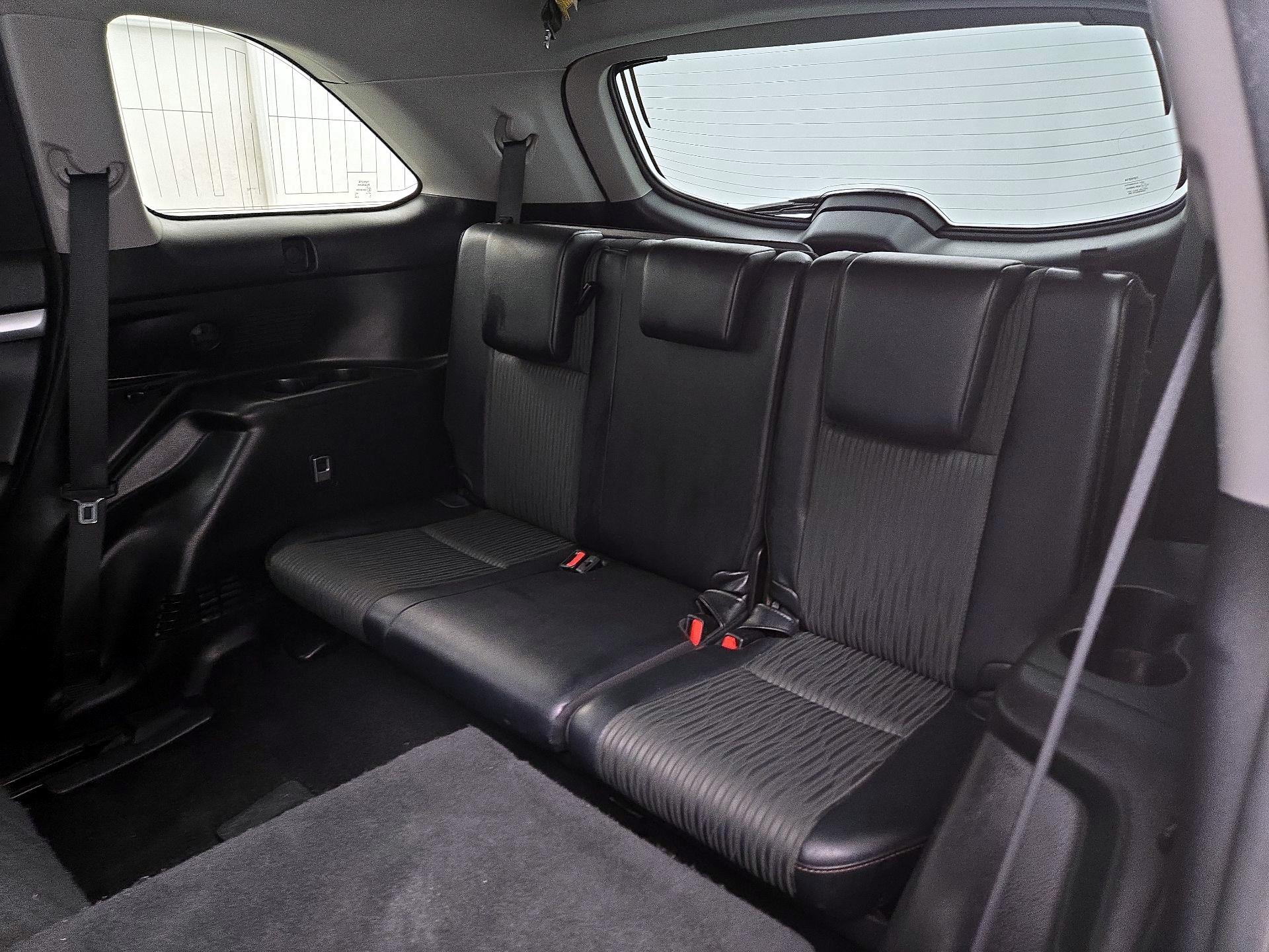 Thumbnail: 2019 Toyota Highlander - 20