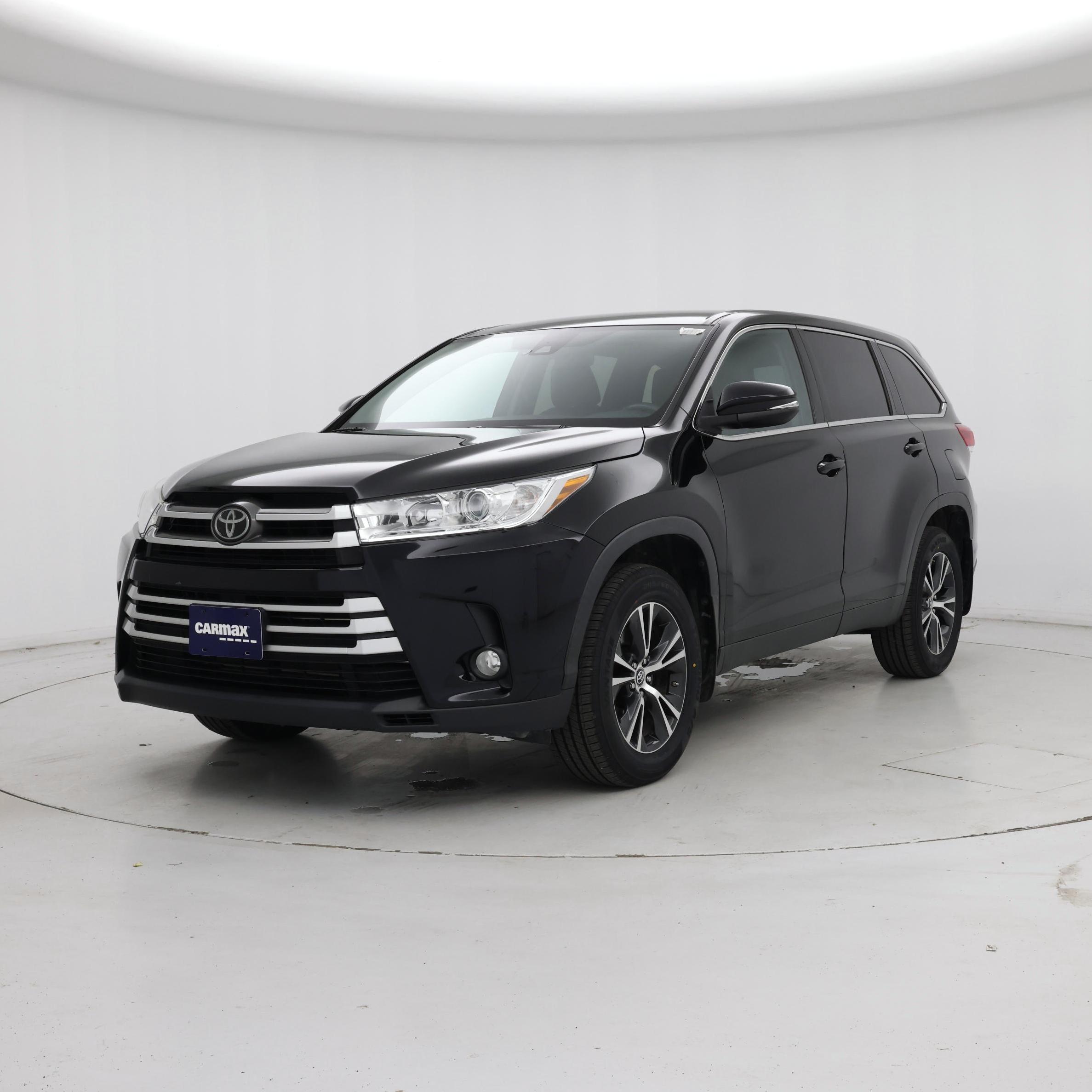 Thumbnail: 2019 Toyota Highlander - 4